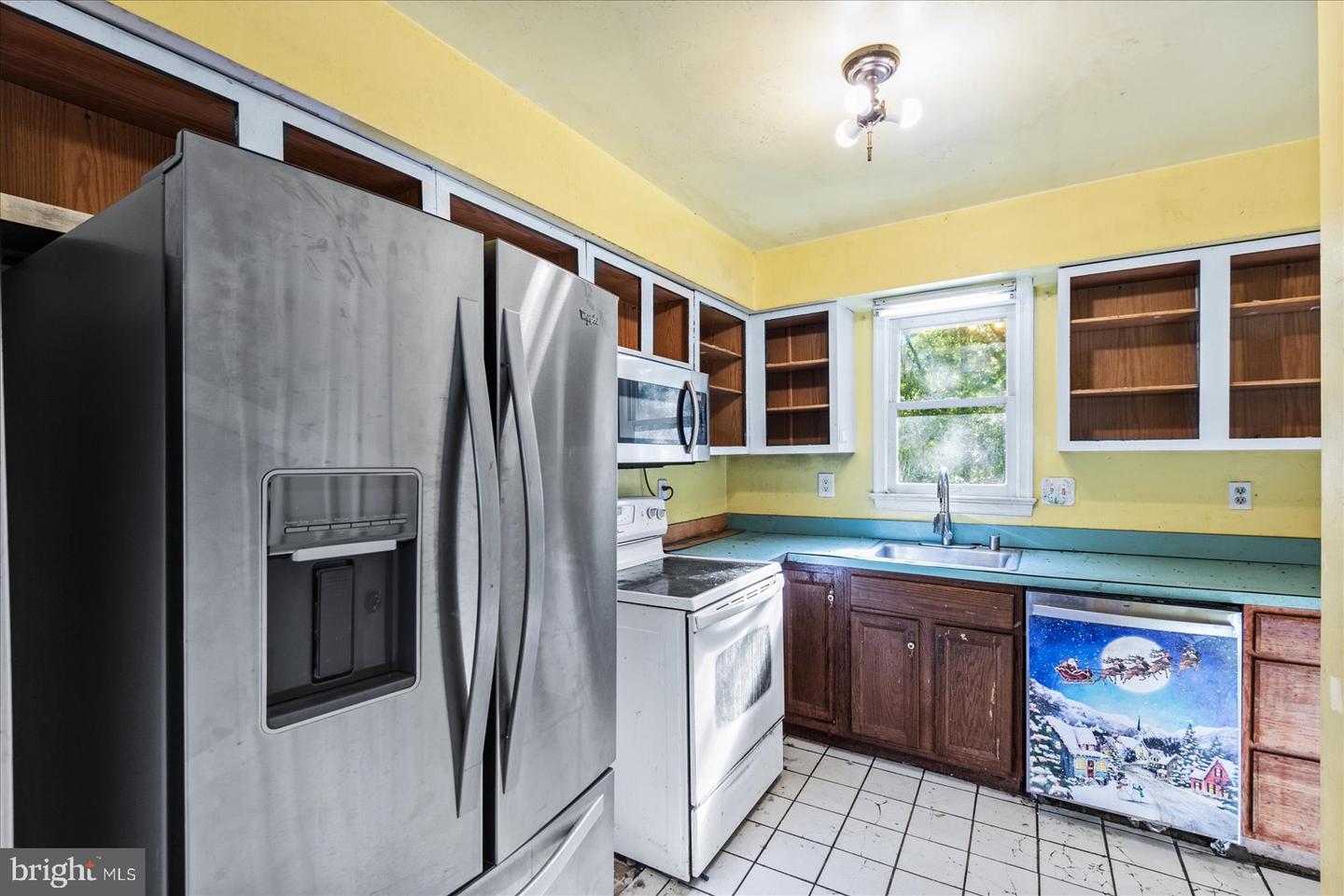 10711 ANN DAVIS DR, FREDERICKSBURG, Virginia 22408, 5 Bedrooms Bedrooms, ,3 BathroomsBathrooms,Residential,For sale,10711 ANN DAVIS DR,VASP2036878 MLS # VASP2036878