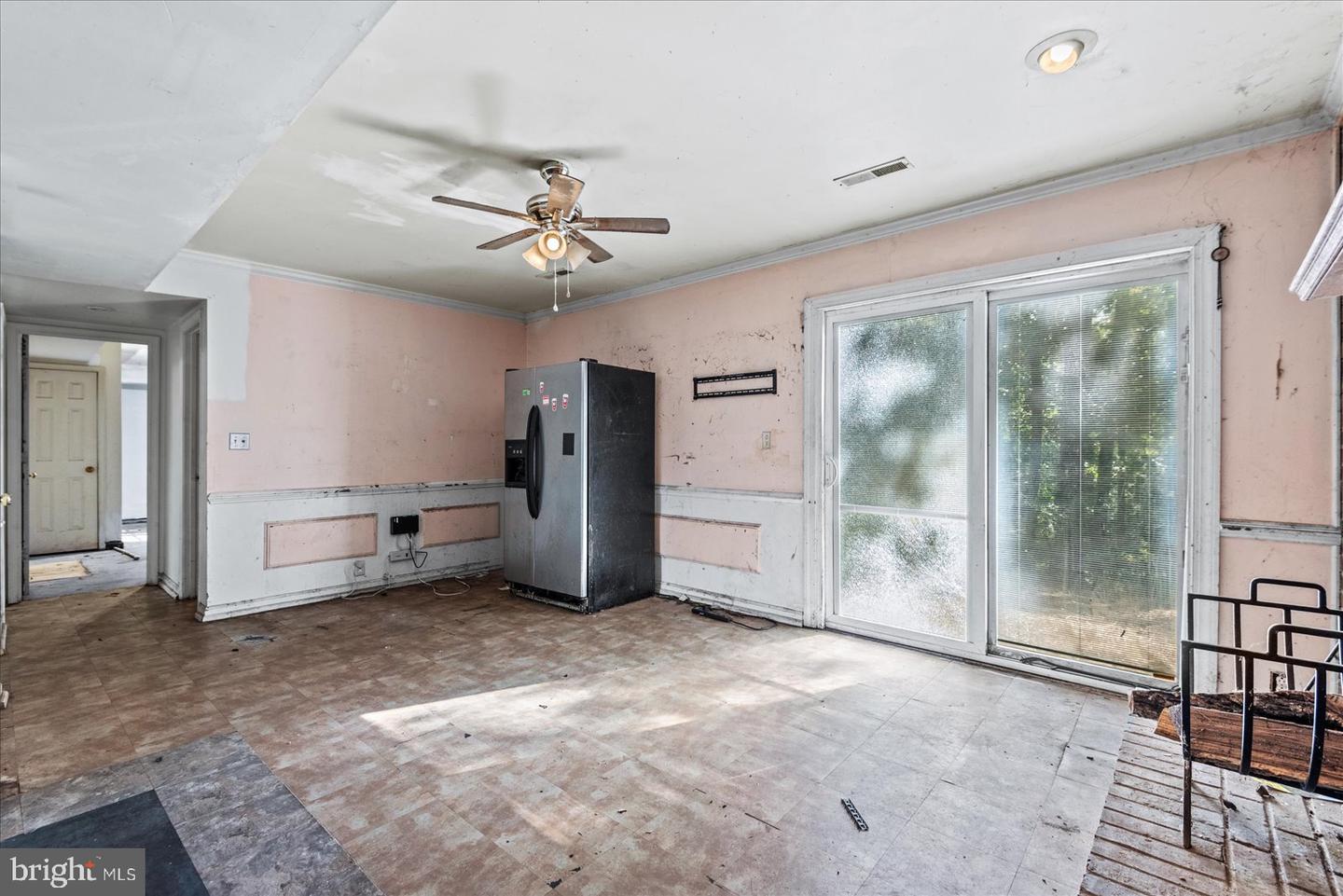 10711 ANN DAVIS DR, FREDERICKSBURG, Virginia 22408, 5 Bedrooms Bedrooms, ,3 BathroomsBathrooms,Residential,For sale,10711 ANN DAVIS DR,VASP2036878 MLS # VASP2036878