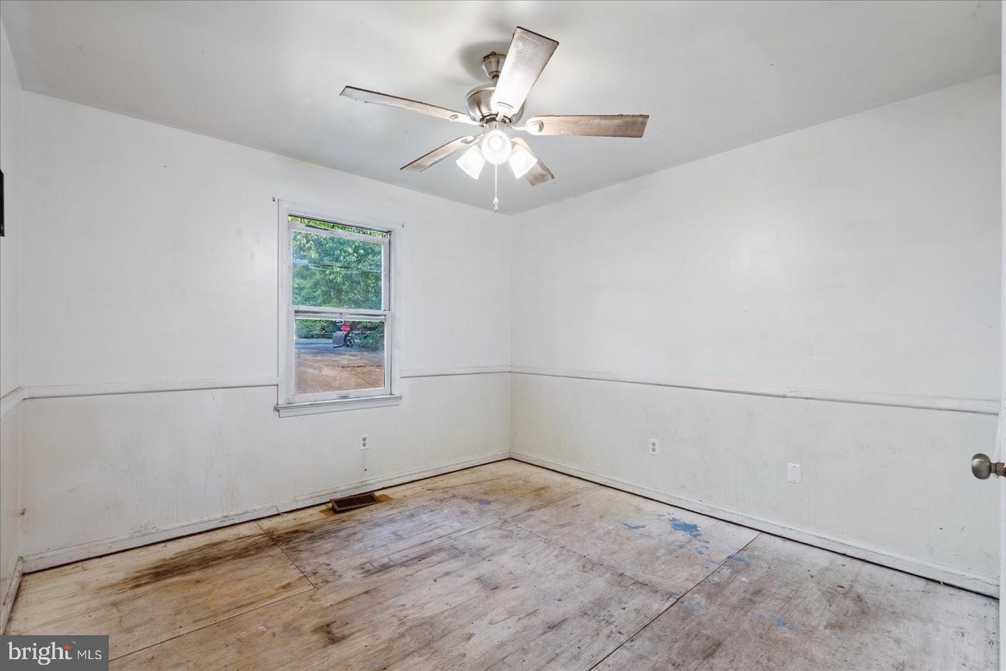 10711 ANN DAVIS DR, FREDERICKSBURG, Virginia 22408, 5 Bedrooms Bedrooms, ,3 BathroomsBathrooms,Residential,For sale,10711 ANN DAVIS DR,VASP2036878 MLS # VASP2036878