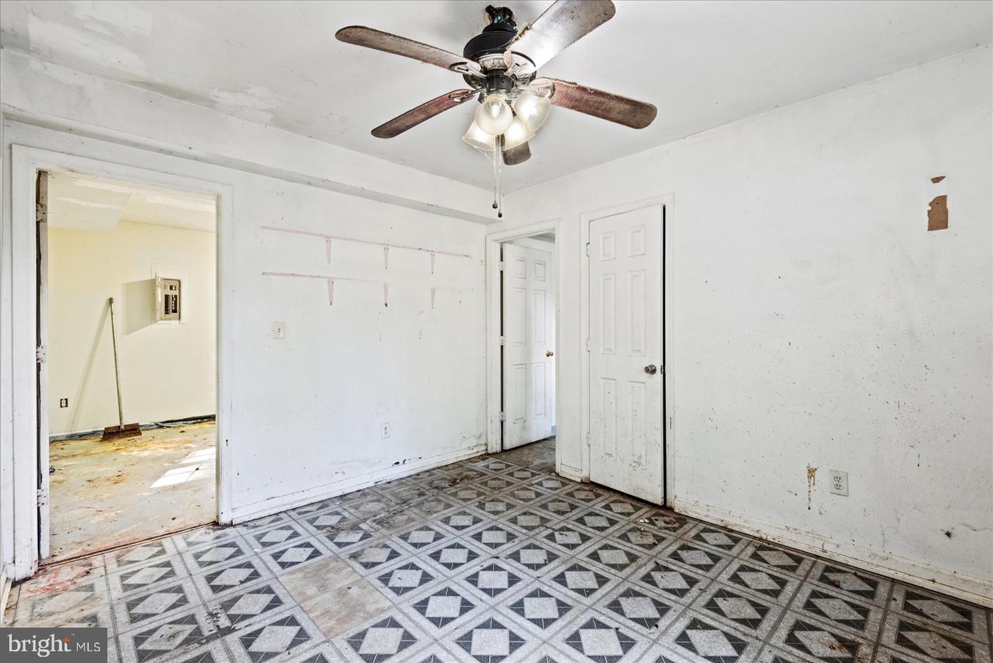 10711 ANN DAVIS DR, FREDERICKSBURG, Virginia 22408, 5 Bedrooms Bedrooms, ,3 BathroomsBathrooms,Residential,For sale,10711 ANN DAVIS DR,VASP2036878 MLS # VASP2036878