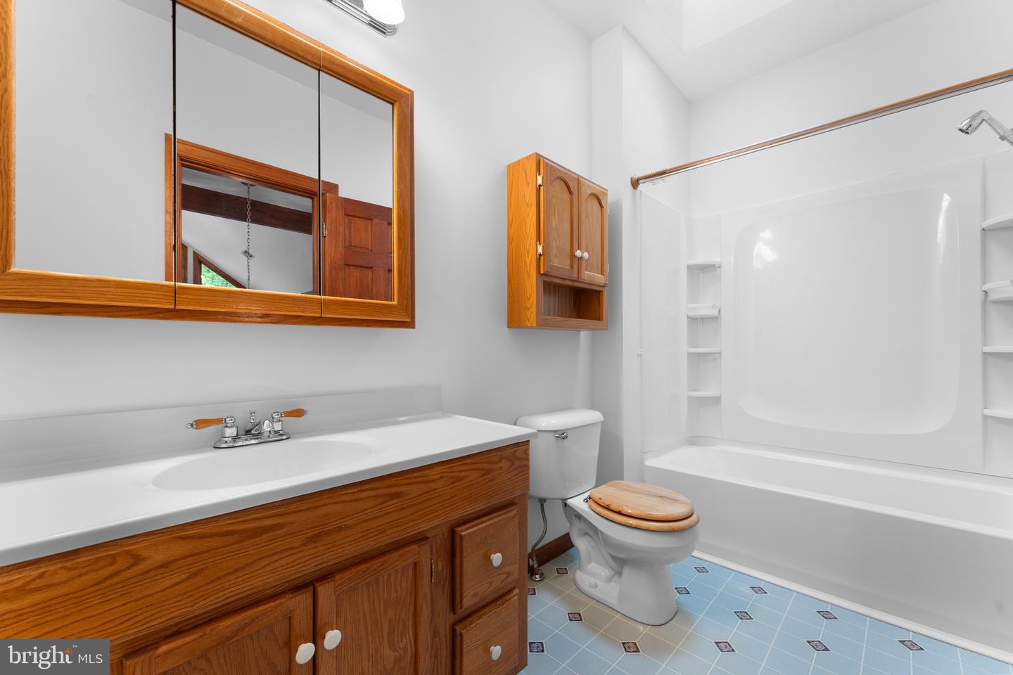 7264 TAPPS FORD RD, AMISSVILLE, Virginia 20106, 3 Bedrooms Bedrooms, ,3 BathroomsBathrooms,Residential,For sale,7264 TAPPS FORD RD,VAFQ2019366 MLS # VAFQ2019366