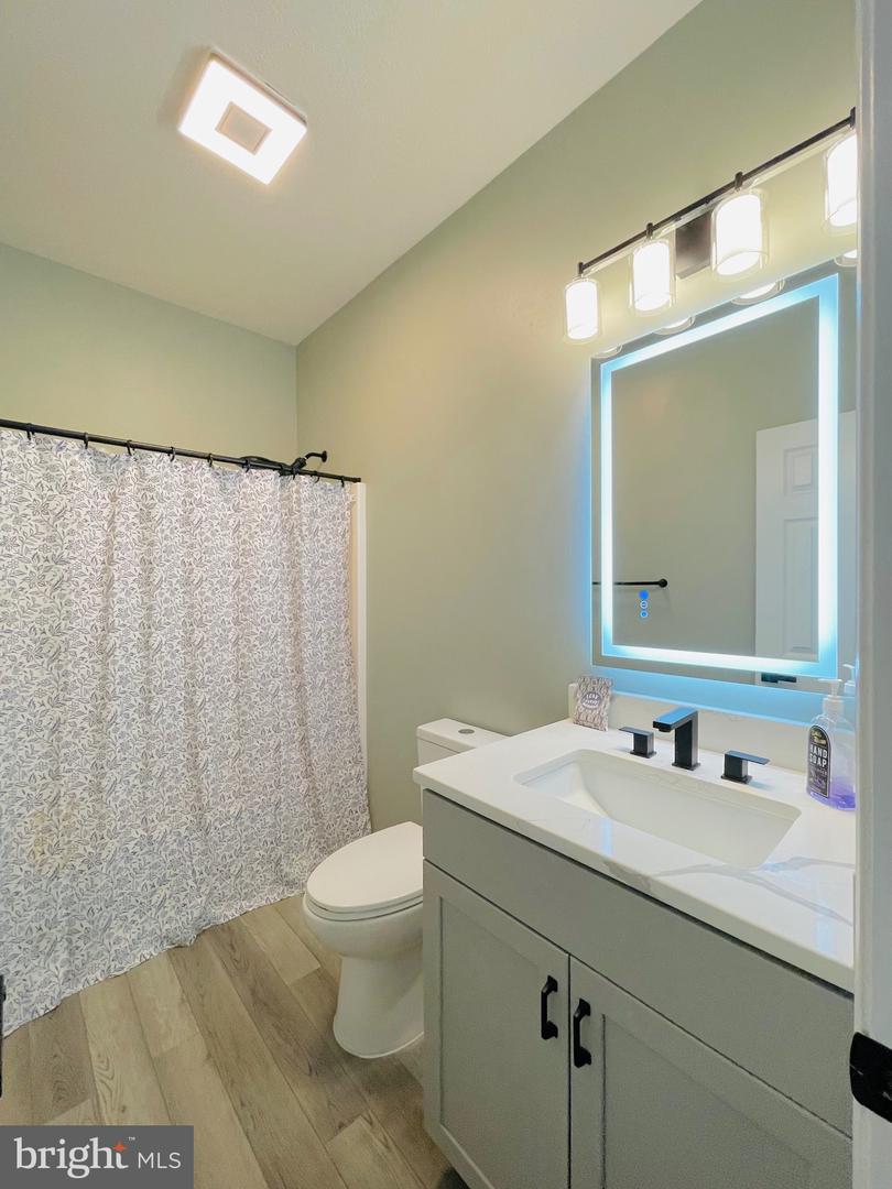 275 GREENWOOD RD, WINCHESTER, Virginia 22602, 3 Bedrooms Bedrooms, 6 Rooms Rooms,3 BathroomsBathrooms,Residential,For sale,275 GREENWOOD RD,VAFV2037364 MLS # VAFV2037364