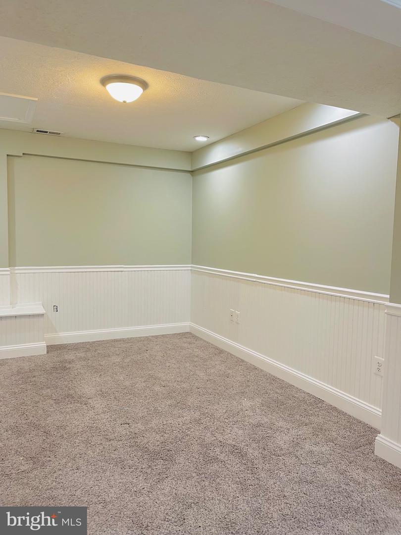 275 GREENWOOD RD, WINCHESTER, Virginia 22602, 3 Bedrooms Bedrooms, 6 Rooms Rooms,3 BathroomsBathrooms,Residential,For sale,275 GREENWOOD RD,VAFV2037364 MLS # VAFV2037364