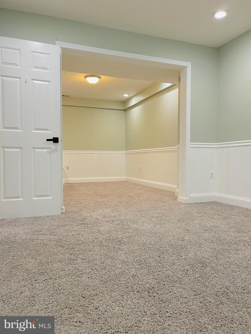 275 GREENWOOD RD, WINCHESTER, Virginia 22602, 3 Bedrooms Bedrooms, 6 Rooms Rooms,3 BathroomsBathrooms,Residential,For sale,275 GREENWOOD RD,VAFV2037364 MLS # VAFV2037364