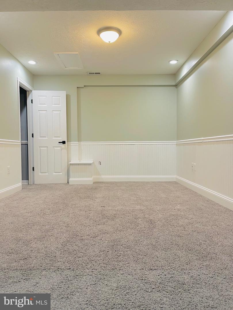 275 GREENWOOD RD, WINCHESTER, Virginia 22602, 3 Bedrooms Bedrooms, 6 Rooms Rooms,3 BathroomsBathrooms,Residential,For sale,275 GREENWOOD RD,VAFV2037364 MLS # VAFV2037364
