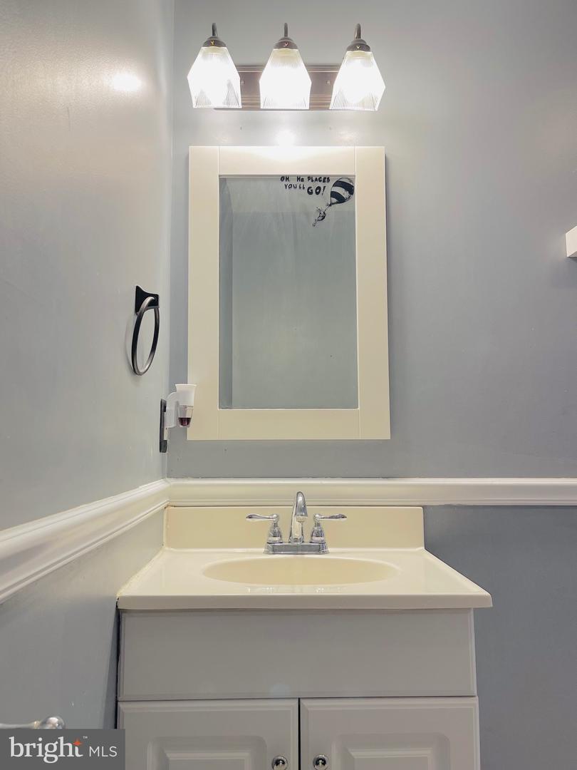 275 GREENWOOD RD, WINCHESTER, Virginia 22602, 3 Bedrooms Bedrooms, 6 Rooms Rooms,3 BathroomsBathrooms,Residential,For sale,275 GREENWOOD RD,VAFV2037364 MLS # VAFV2037364