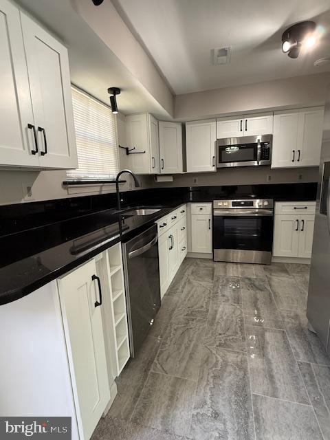 3178 VANDERBILT CT, WOODBRIDGE, Virginia 22192, 3 Bedrooms Bedrooms, ,2 BathroomsBathrooms,Residential,For sale,3178 VANDERBILT CT,VAPW2105992 MLS # VAPW2105992