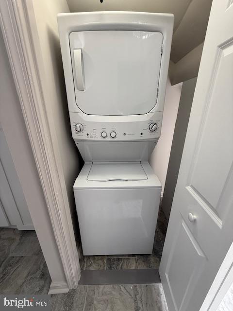 3178 VANDERBILT CT, WOODBRIDGE, Virginia 22192, 3 Bedrooms Bedrooms, ,2 BathroomsBathrooms,Residential,For sale,3178 VANDERBILT CT,VAPW2105992 MLS # VAPW2105992