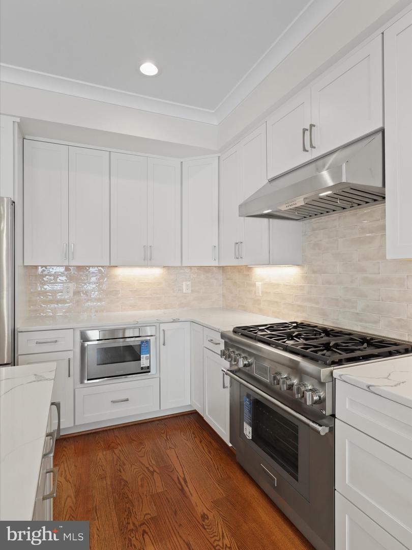 2127 N TROY ST, ARLINGTON, Virginia 22201, 4 Bedrooms Bedrooms, ,3 BathroomsBathrooms,Residential,For sale,2127 N TROY ST,VAAR2064932 MLS # VAAR2064932