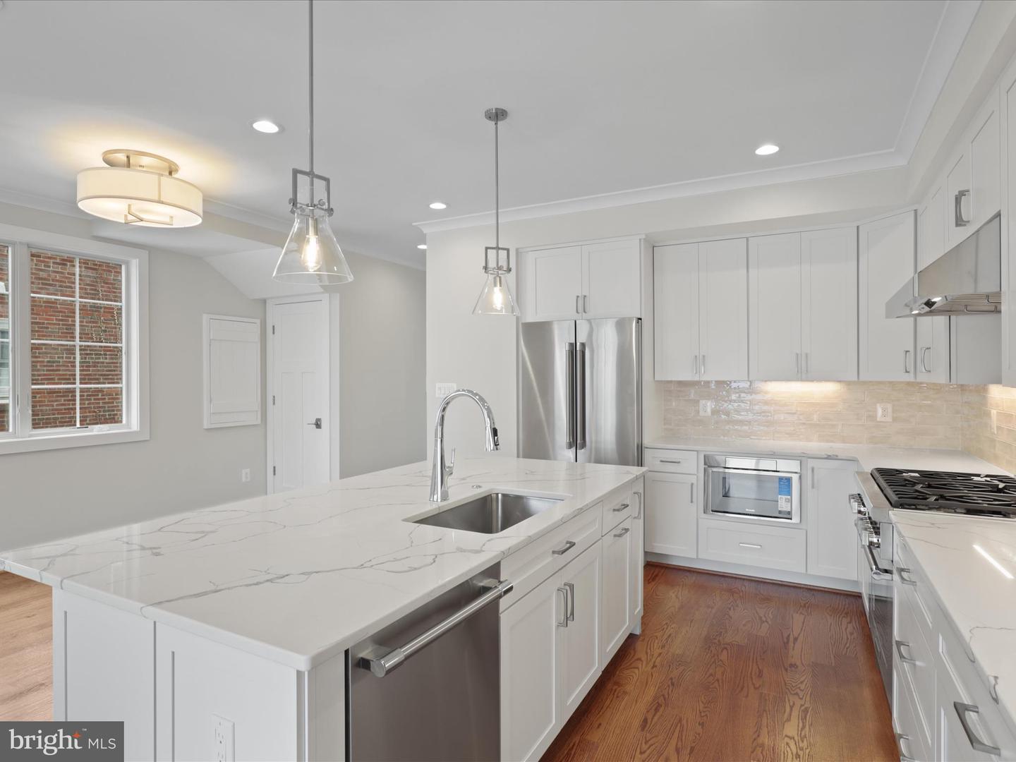 2127 N TROY ST, ARLINGTON, Virginia 22201, 4 Bedrooms Bedrooms, ,3 BathroomsBathrooms,Residential,For sale,2127 N TROY ST,VAAR2064932 MLS # VAAR2064932