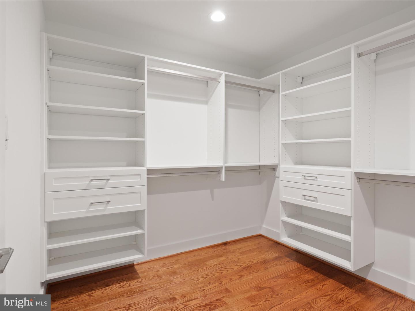 2127 N TROY ST, ARLINGTON, Virginia 22201, 4 Bedrooms Bedrooms, ,3 BathroomsBathrooms,Residential,For sale,2127 N TROY ST,VAAR2064932 MLS # VAAR2064932