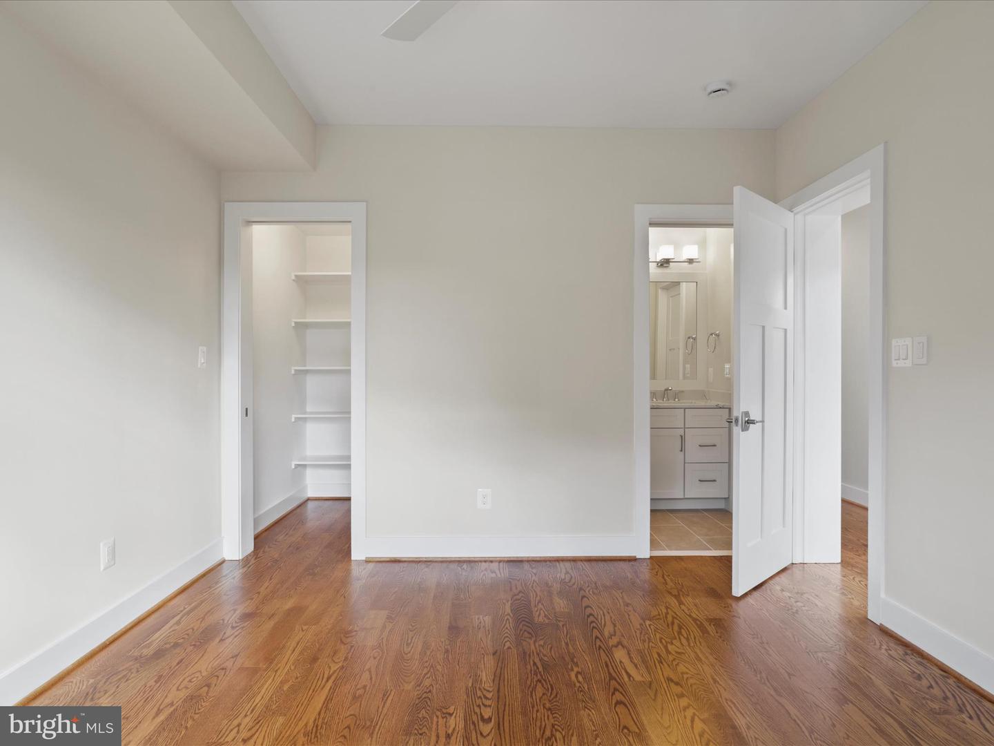 2127 N TROY ST, ARLINGTON, Virginia 22201, 4 Bedrooms Bedrooms, ,3 BathroomsBathrooms,Residential,For sale,2127 N TROY ST,VAAR2064932 MLS # VAAR2064932