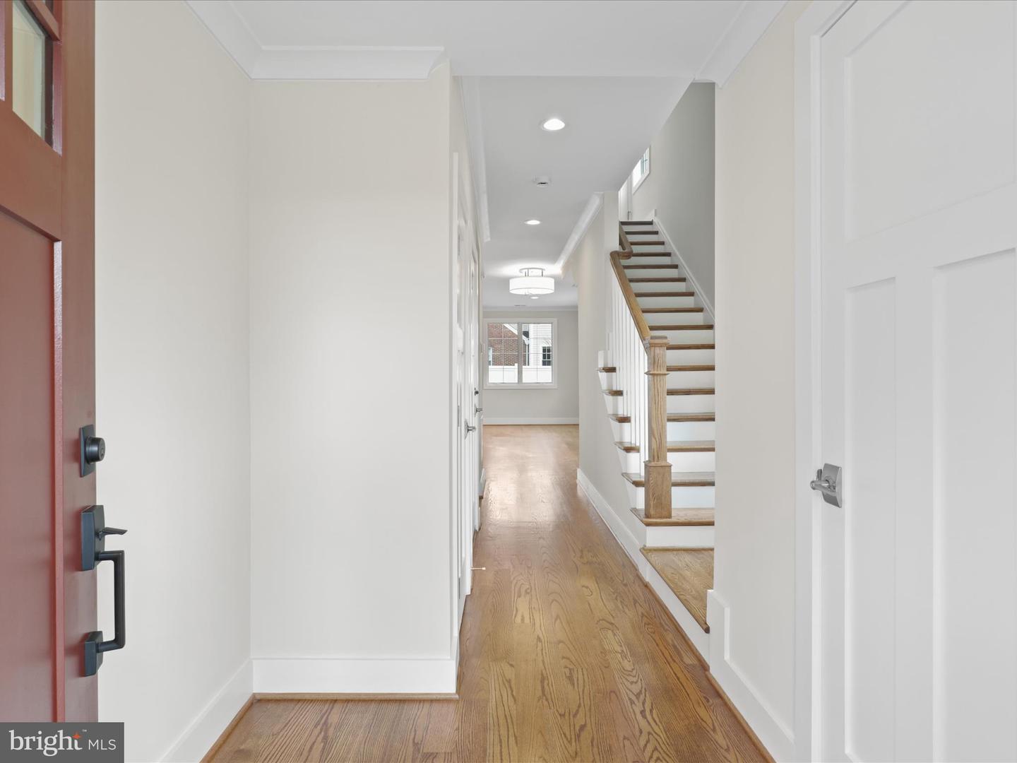 2127 N TROY ST, ARLINGTON, Virginia 22201, 4 Bedrooms Bedrooms, ,3 BathroomsBathrooms,Residential,For sale,2127 N TROY ST,VAAR2064932 MLS # VAAR2064932