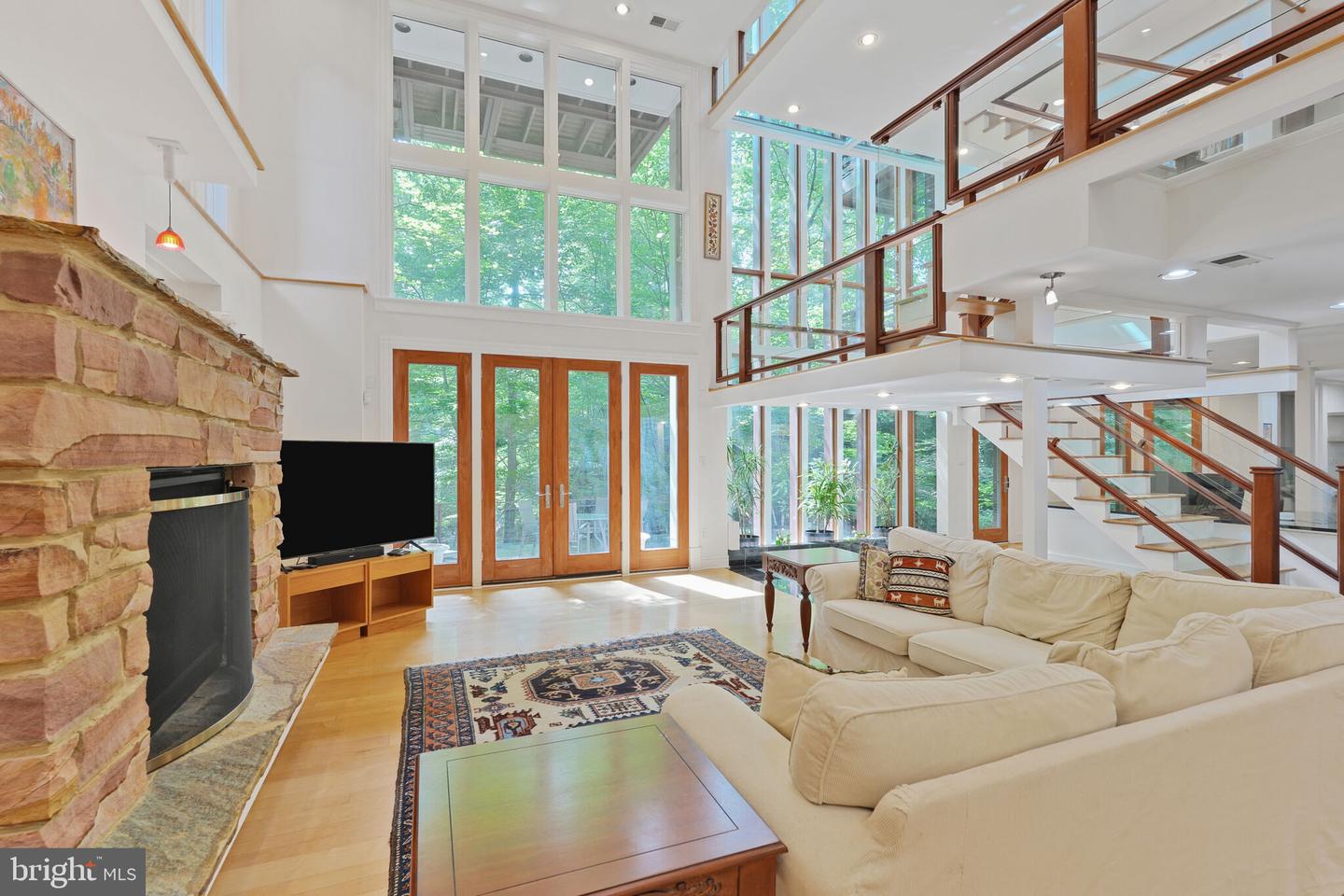 2807 CHESTERFIELD PL NW, WASHINGTON, District Of Columbia 20008, 5 Bedrooms Bedrooms, ,5 BathroomsBathrooms,Residential,For sale,2807 CHESTERFIELD PL NW,DCDC2227070 MLS # DCDC2227070