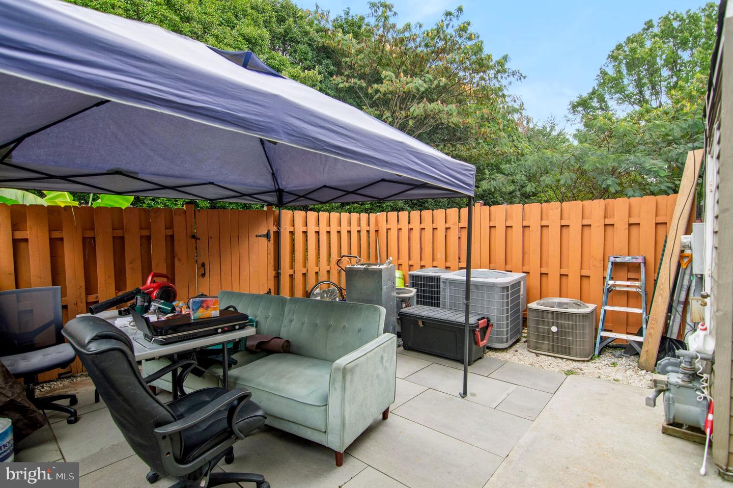 15007 CATALPA CT, WOODBRIDGE, Virginia 22193, 3 Bedrooms Bedrooms, ,2 BathroomsBathrooms,Residential,For sale,15007 CATALPA CT,VAPW2106002 MLS # VAPW2106002