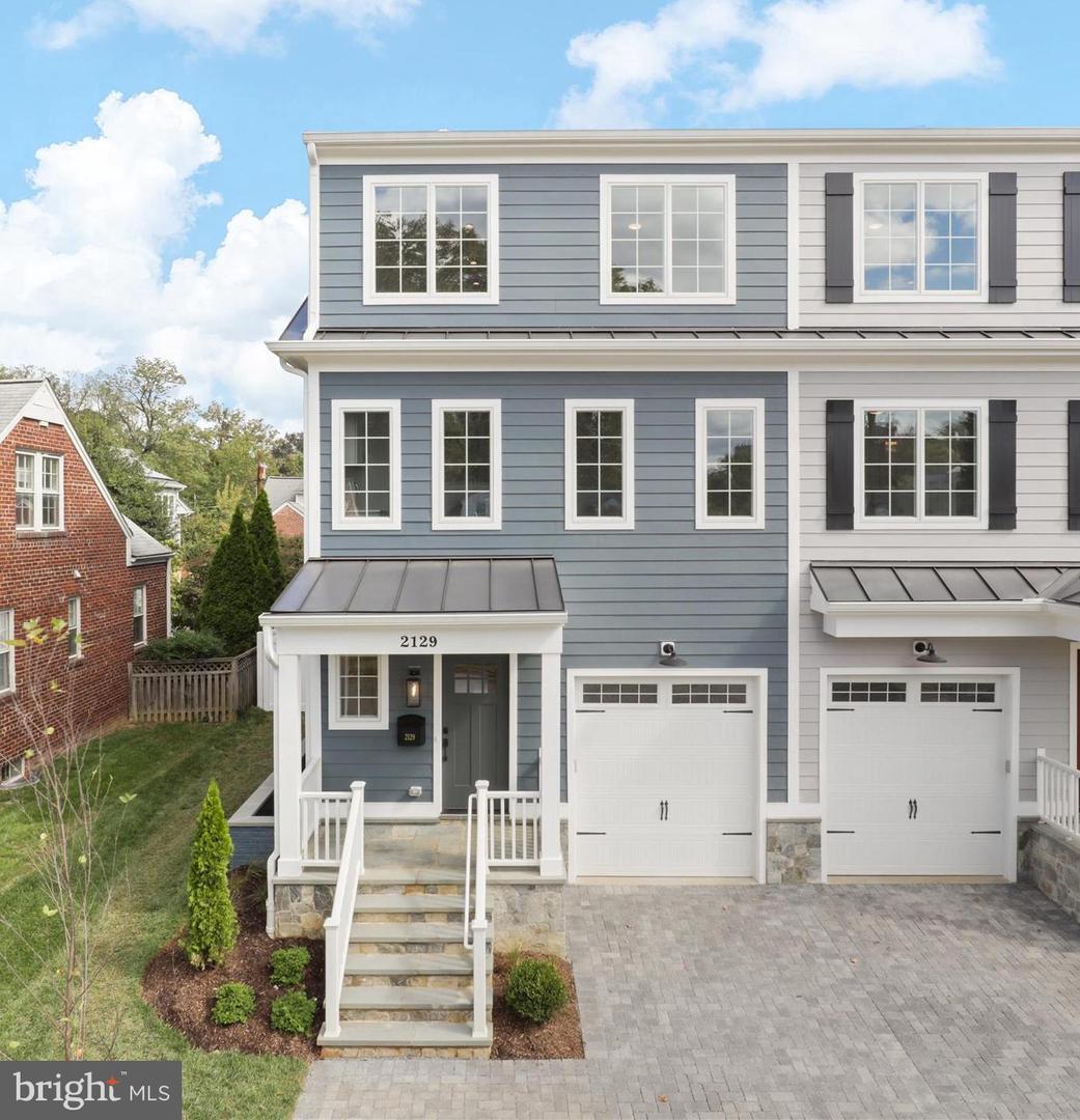 2129 N TROY ST, ARLINGTON, Virginia 22201, 4 Bedrooms Bedrooms, ,3 BathroomsBathrooms,Residential,For sale,2129 N TROY ST,VAAR2064934 MLS # VAAR2064934