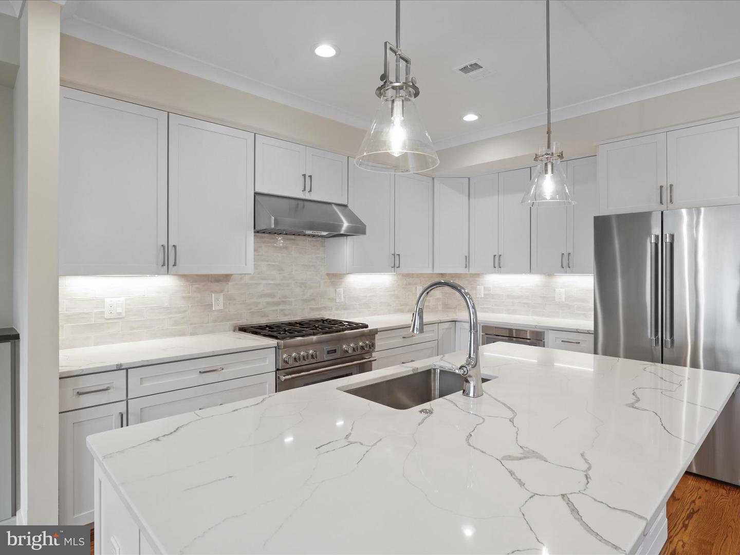 2129 N TROY ST, ARLINGTON, Virginia 22201, 4 Bedrooms Bedrooms, ,3 BathroomsBathrooms,Residential,For sale,2129 N TROY ST,VAAR2064934 MLS # VAAR2064934