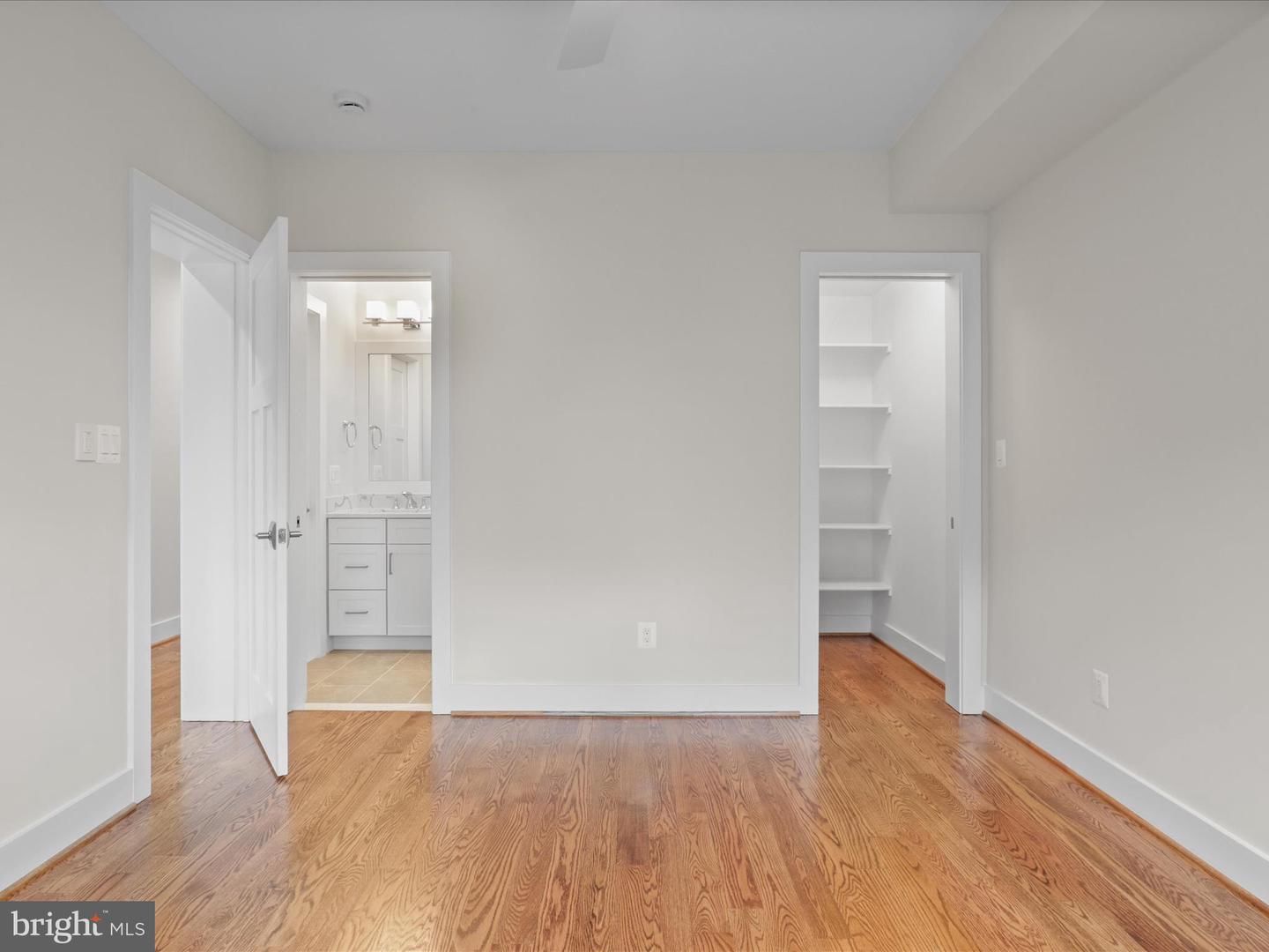 2129 N TROY ST, ARLINGTON, Virginia 22201, 4 Bedrooms Bedrooms, ,3 BathroomsBathrooms,Residential,For sale,2129 N TROY ST,VAAR2064934 MLS # VAAR2064934