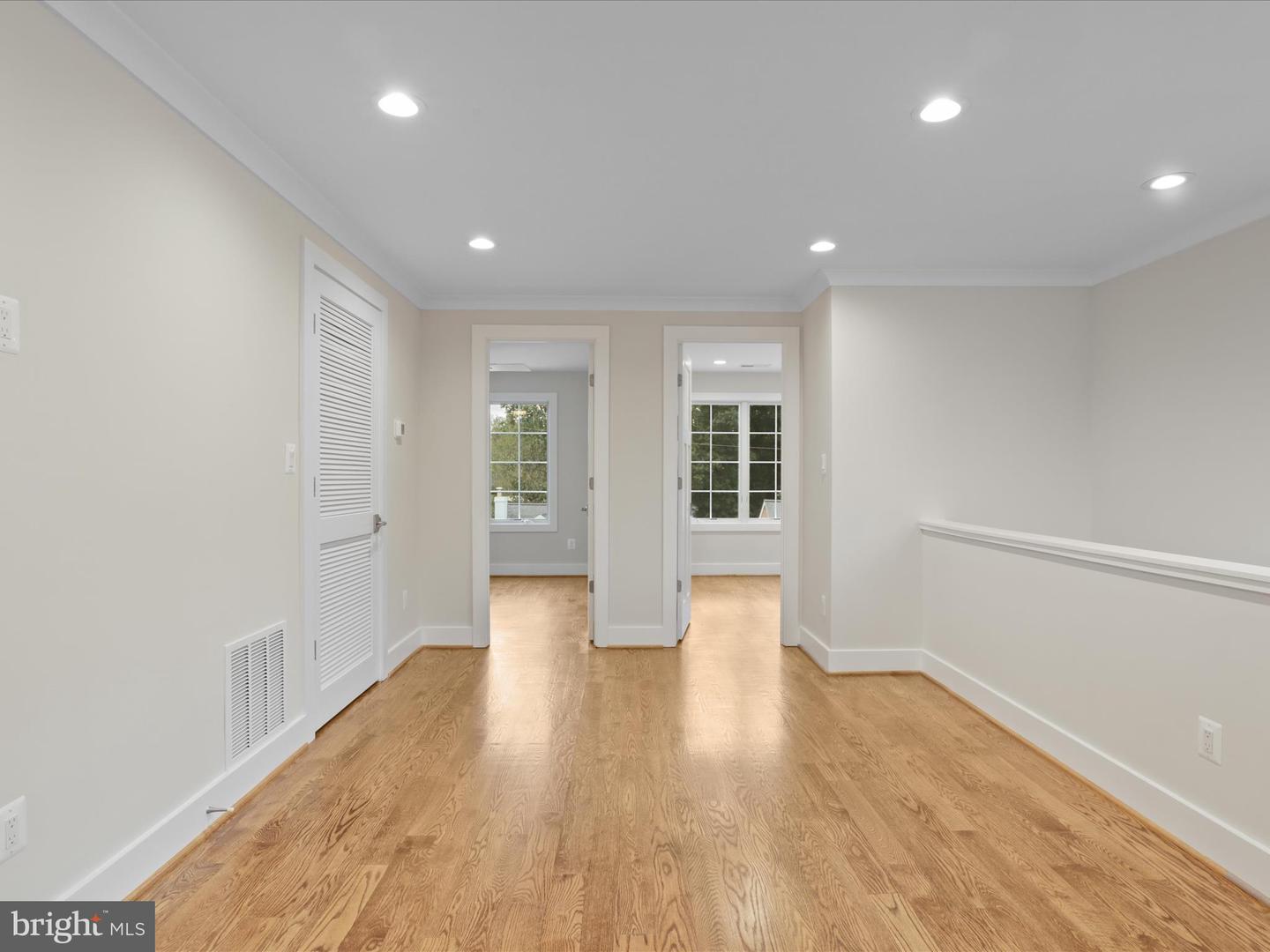 2129 N TROY ST, ARLINGTON, Virginia 22201, 4 Bedrooms Bedrooms, ,3 BathroomsBathrooms,Residential,For sale,2129 N TROY ST,VAAR2064934 MLS # VAAR2064934