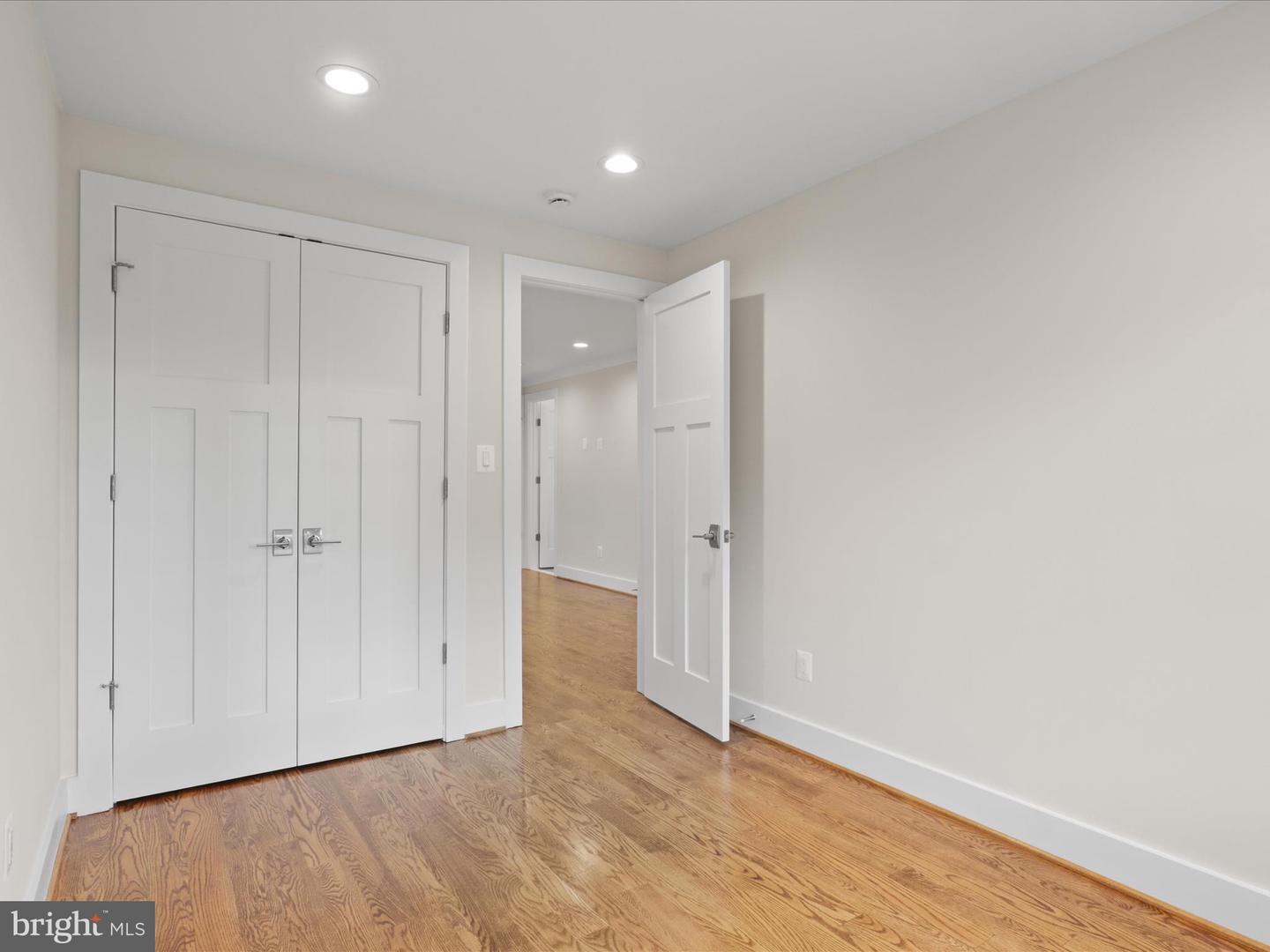 2129 N TROY ST, ARLINGTON, Virginia 22201, 4 Bedrooms Bedrooms, ,3 BathroomsBathrooms,Residential,For sale,2129 N TROY ST,VAAR2064934 MLS # VAAR2064934