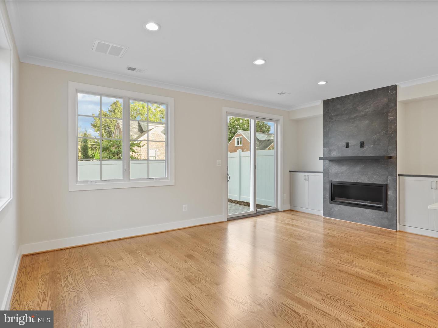 2129 N TROY ST, ARLINGTON, Virginia 22201, 4 Bedrooms Bedrooms, ,3 BathroomsBathrooms,Residential,For sale,2129 N TROY ST,VAAR2064934 MLS # VAAR2064934