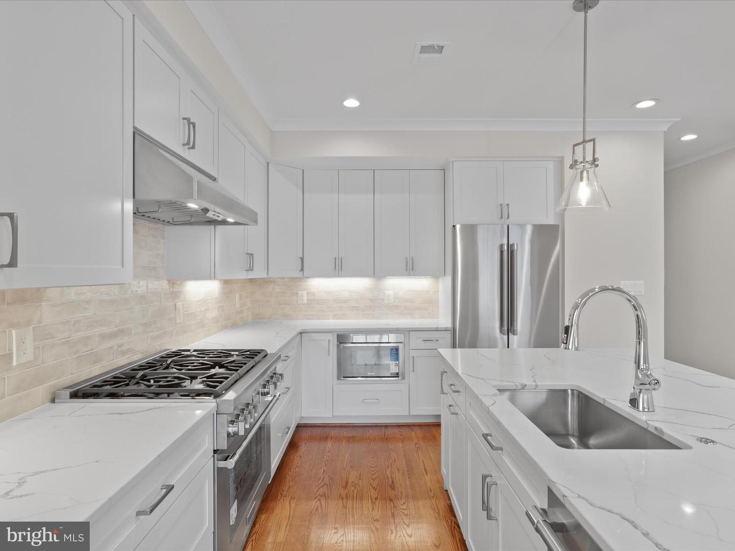 2129 N TROY ST, ARLINGTON, Virginia 22201, 4 Bedrooms Bedrooms, ,3 BathroomsBathrooms,Residential,For sale,2129 N TROY ST,VAAR2064934 MLS # VAAR2064934