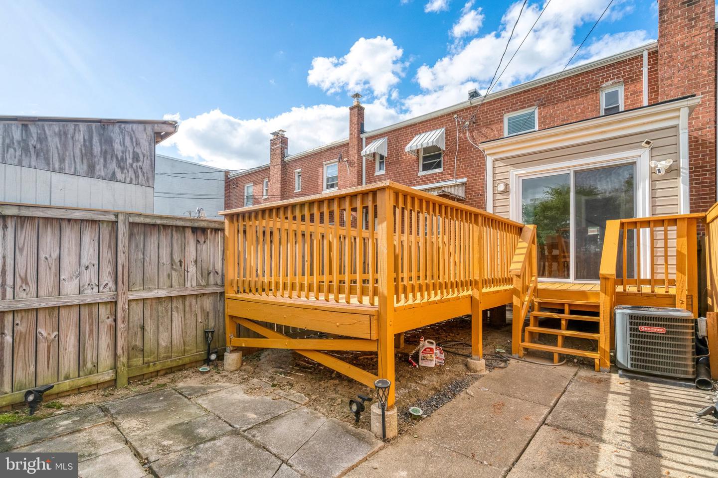 523 DUNCAN AVE, ALEXANDRIA, Virginia 22301, 2 Bedrooms Bedrooms, ,1 BathroomBathrooms,Residential,For sale,523 DUNCAN AVE,VAAX2050814 MLS # VAAX2050814