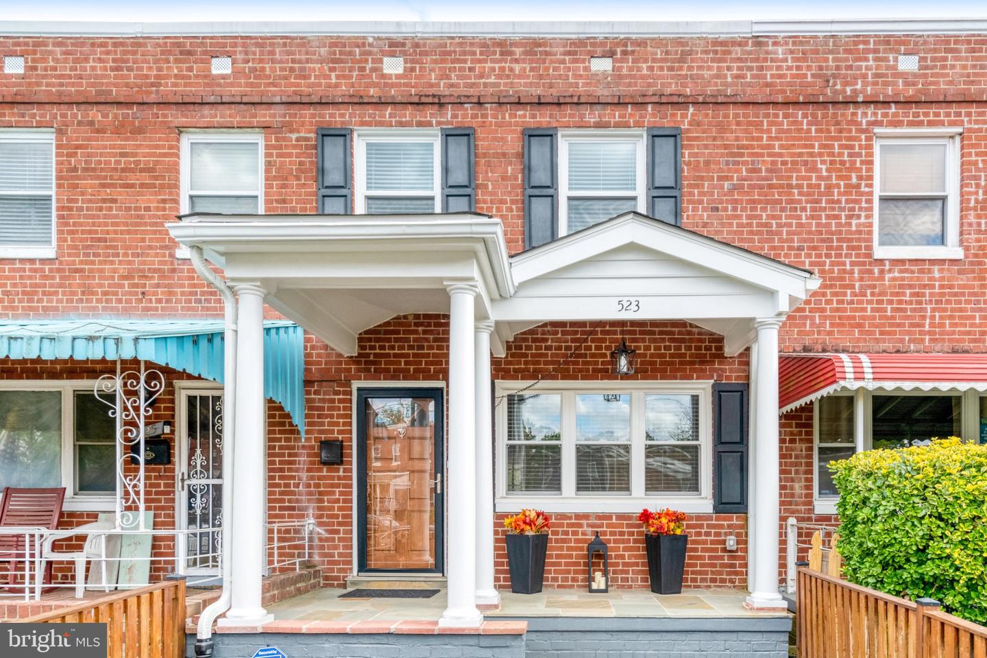 523 DUNCAN AVE, ALEXANDRIA, Virginia 22301, 2 Bedrooms Bedrooms, ,1 BathroomBathrooms,Residential,For sale,523 DUNCAN AVE,VAAX2050814 MLS # VAAX2050814