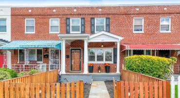523 DUNCAN AVE, ALEXANDRIA, Virginia 22301, 2 Bedrooms Bedrooms, ,1 BathroomBathrooms,Residential,For sale,523 DUNCAN AVE,VAAX2050814 MLS # VAAX2050814