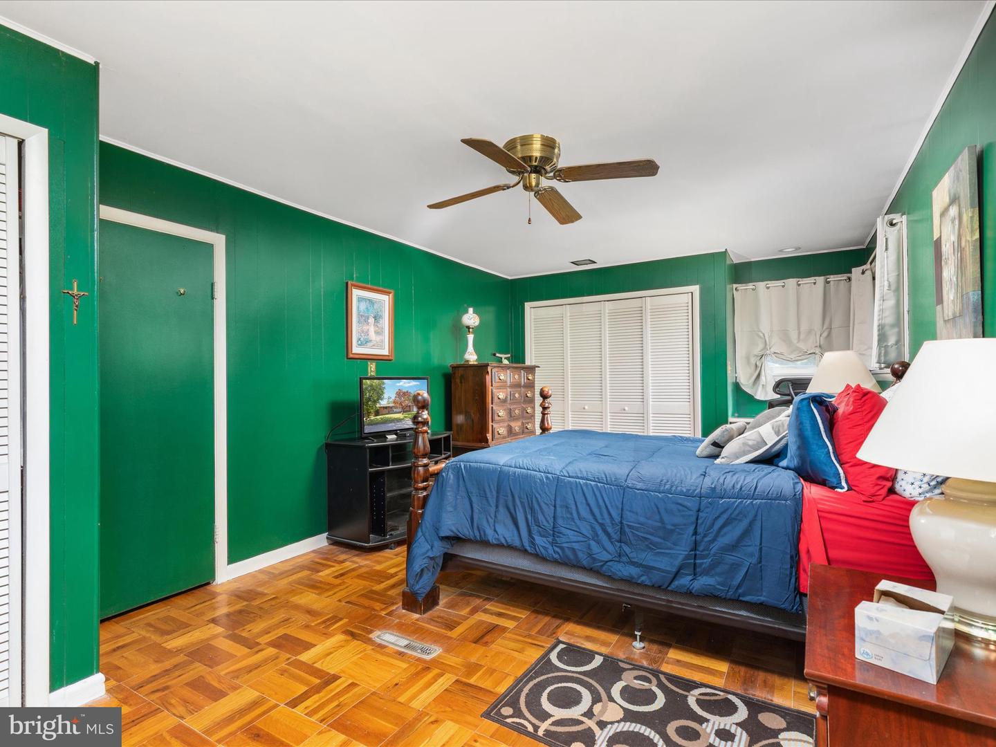 138 COUNTRY CLUB CIR, WINCHESTER, Virginia 22602, 3 Bedrooms Bedrooms, ,2 BathroomsBathrooms,Residential,For sale,138 COUNTRY CLUB CIR,VAFV2037376 MLS # VAFV2037376