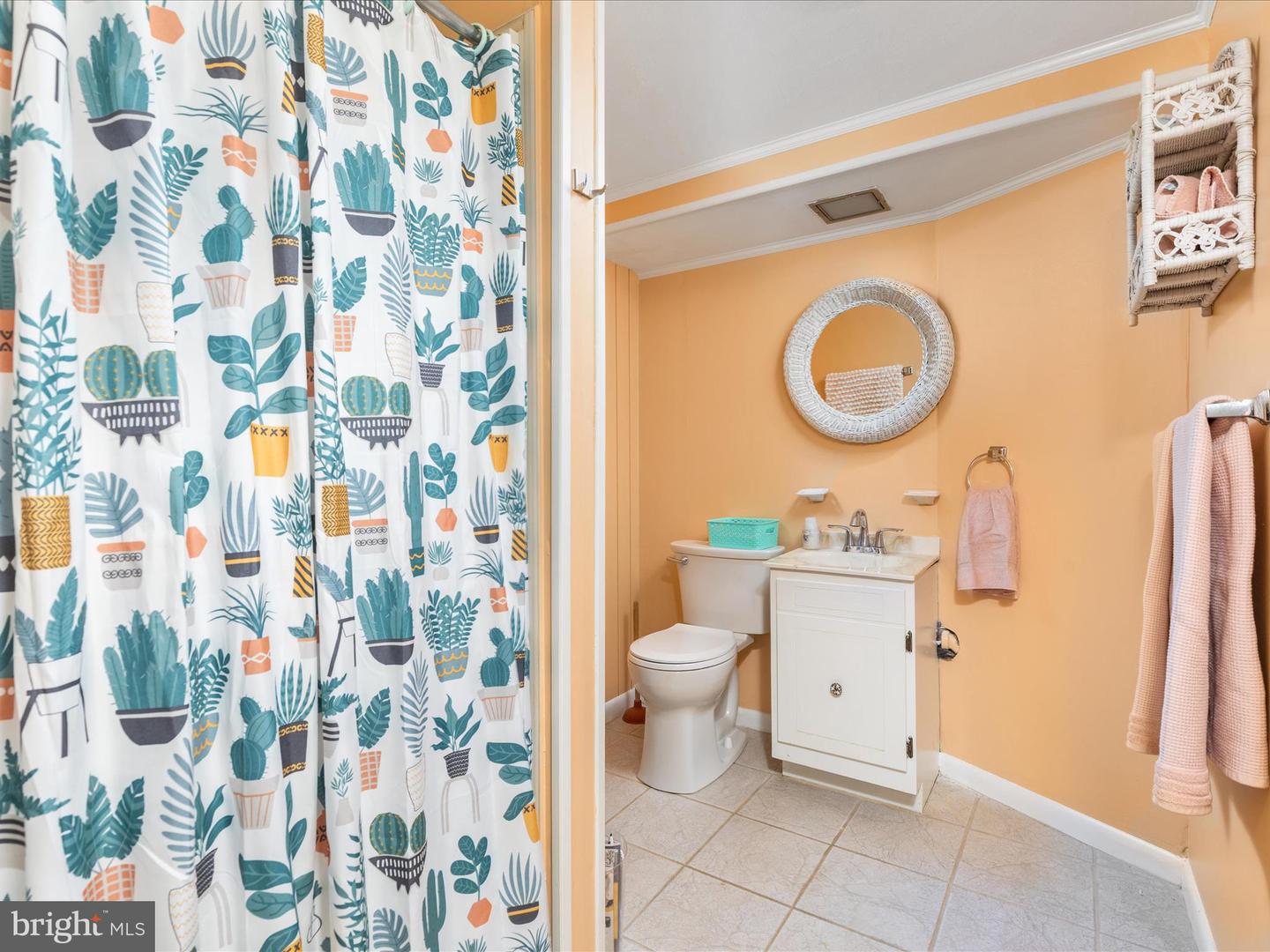138 COUNTRY CLUB CIR, WINCHESTER, Virginia 22602, 3 Bedrooms Bedrooms, ,2 BathroomsBathrooms,Residential,For sale,138 COUNTRY CLUB CIR,VAFV2037376 MLS # VAFV2037376