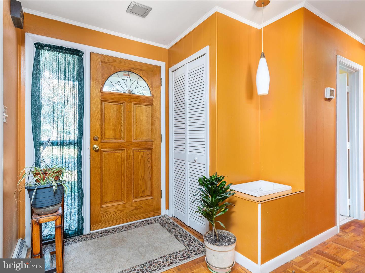 138 COUNTRY CLUB CIR, WINCHESTER, Virginia 22602, 3 Bedrooms Bedrooms, ,2 BathroomsBathrooms,Residential,For sale,138 COUNTRY CLUB CIR,VAFV2037376 MLS # VAFV2037376