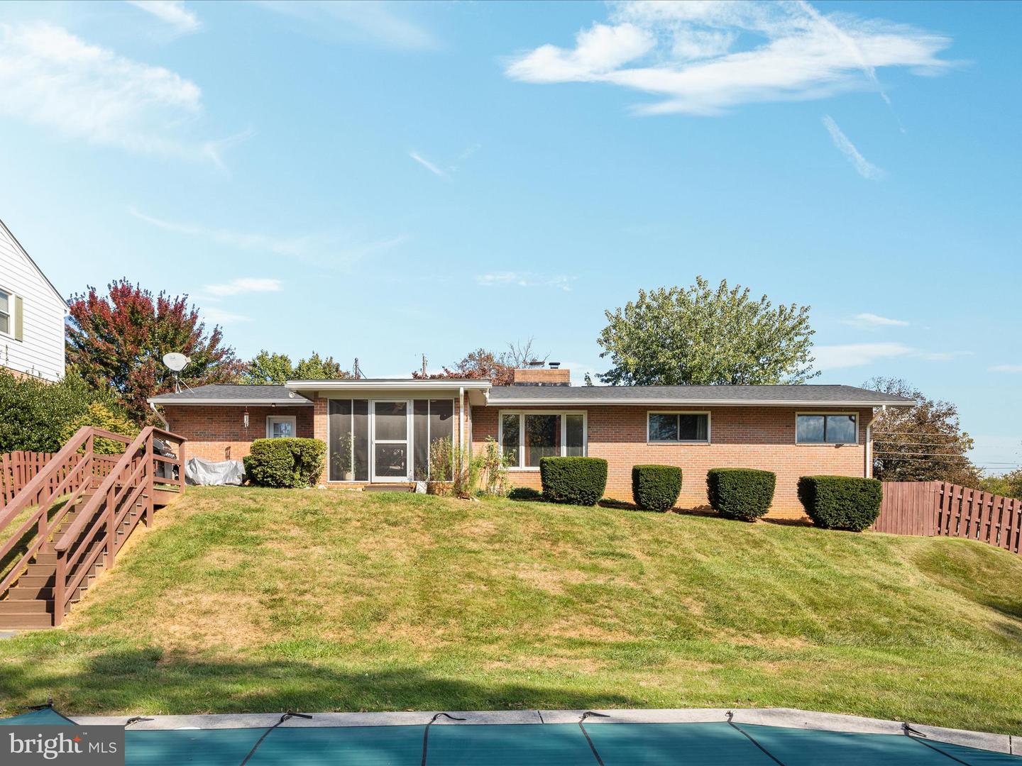 138 COUNTRY CLUB CIR, WINCHESTER, Virginia 22602, 3 Bedrooms Bedrooms, ,2 BathroomsBathrooms,Residential,For sale,138 COUNTRY CLUB CIR,VAFV2037376 MLS # VAFV2037376
