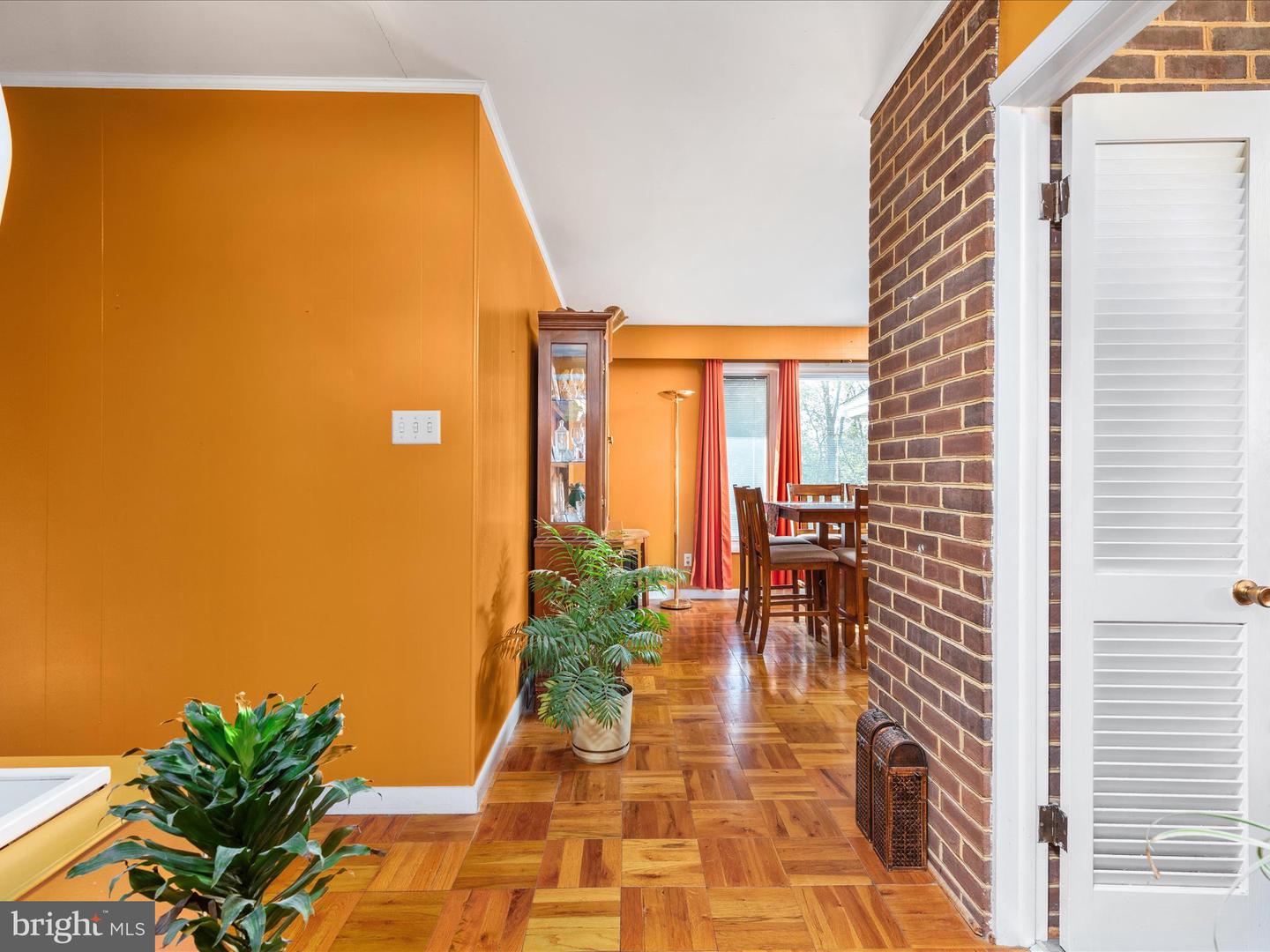 138 COUNTRY CLUB CIR, WINCHESTER, Virginia 22602, 3 Bedrooms Bedrooms, ,2 BathroomsBathrooms,Residential,For sale,138 COUNTRY CLUB CIR,VAFV2037376 MLS # VAFV2037376