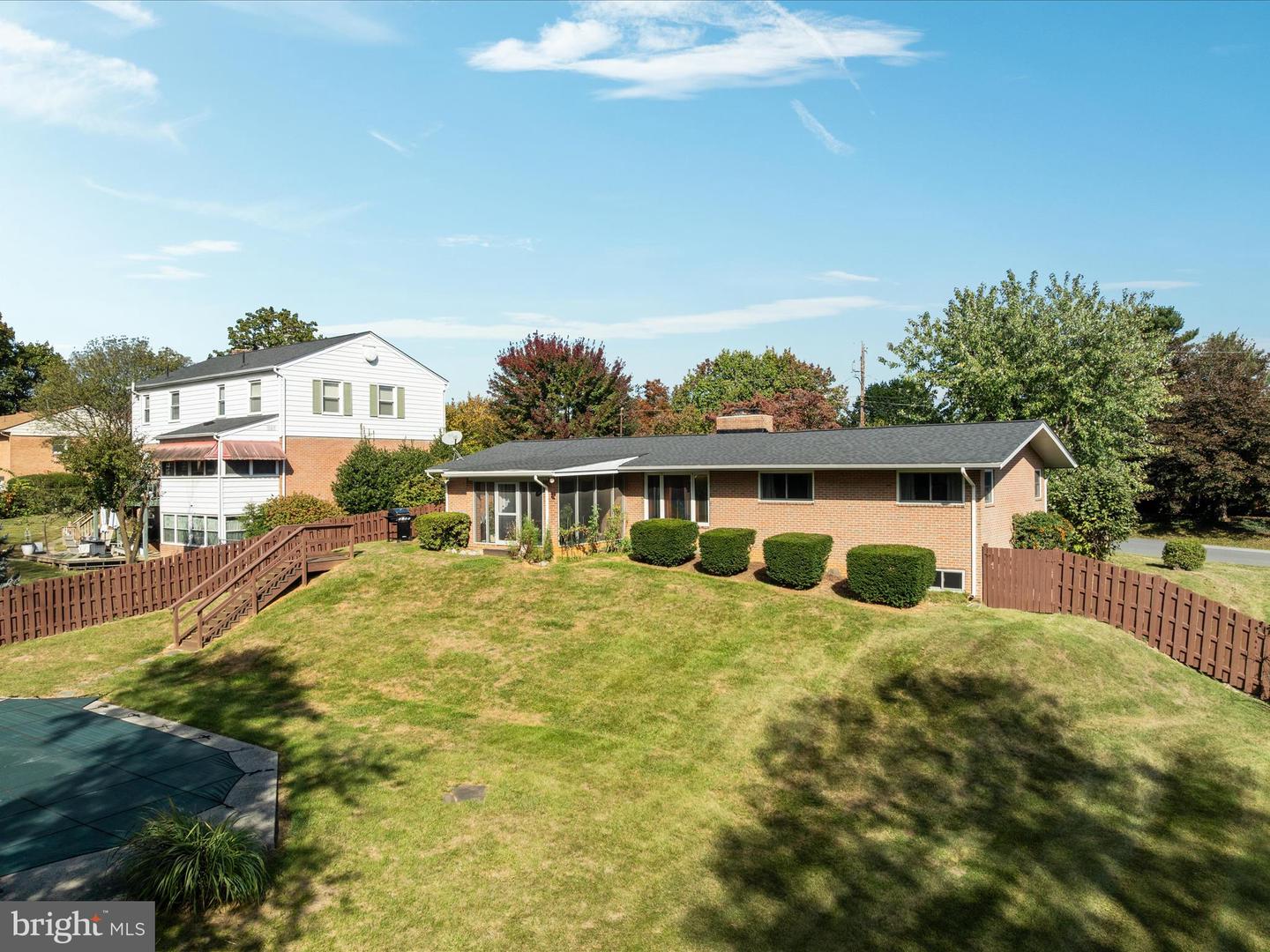 138 COUNTRY CLUB CIR, WINCHESTER, Virginia 22602, 3 Bedrooms Bedrooms, ,2 BathroomsBathrooms,Residential,For sale,138 COUNTRY CLUB CIR,VAFV2037376 MLS # VAFV2037376