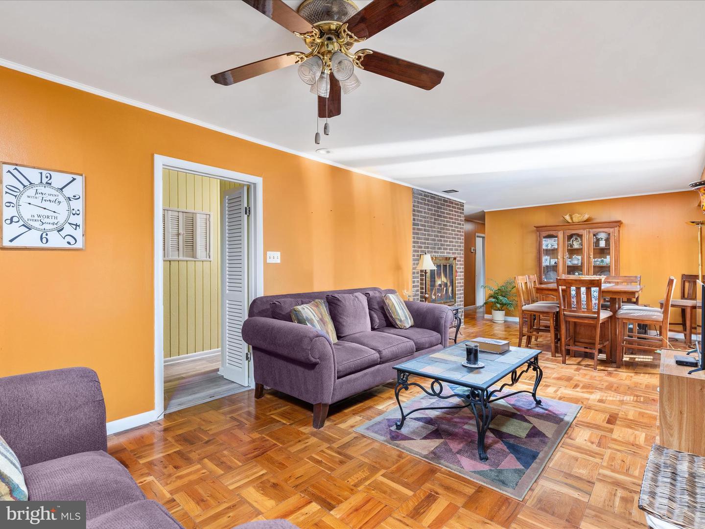 138 COUNTRY CLUB CIR, WINCHESTER, Virginia 22602, 3 Bedrooms Bedrooms, ,2 BathroomsBathrooms,Residential,For sale,138 COUNTRY CLUB CIR,VAFV2037376 MLS # VAFV2037376