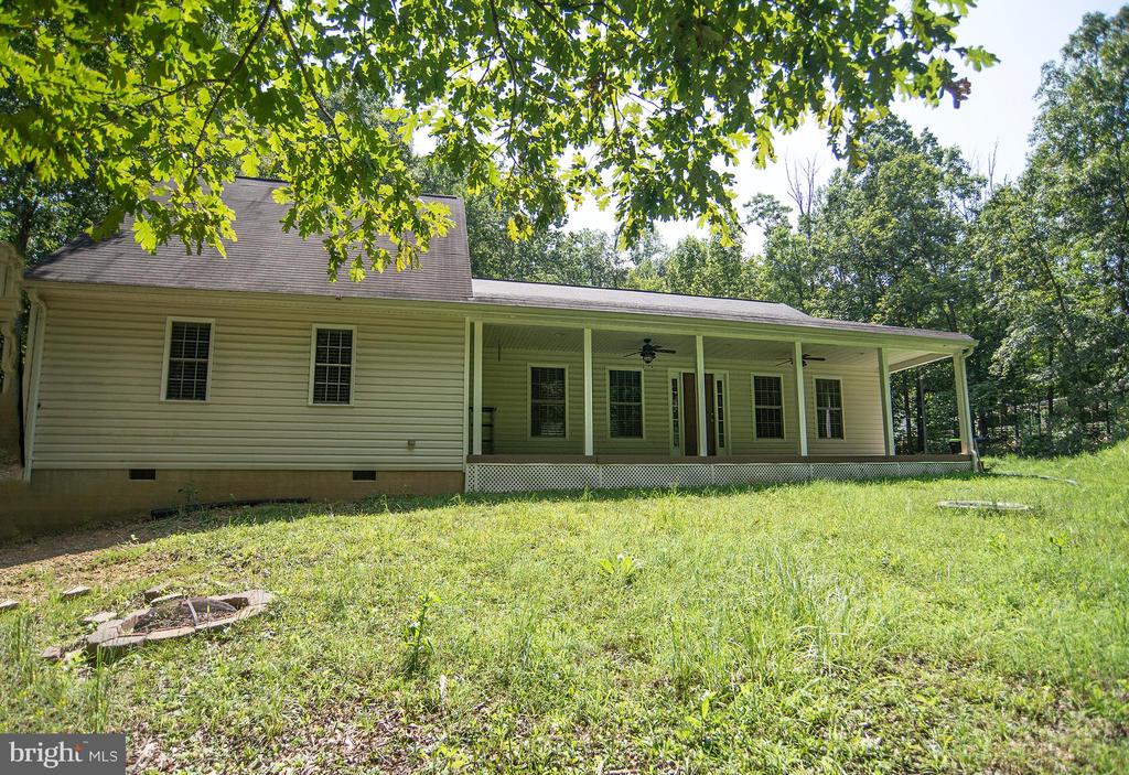 14605 HERMEZE CT, FREDERICKSBURG, Virginia 22407, 3 Bedrooms Bedrooms, ,2 BathroomsBathrooms,Residential,14605 HERMEZE CT,VASP2034982 MLS # VASP2034982