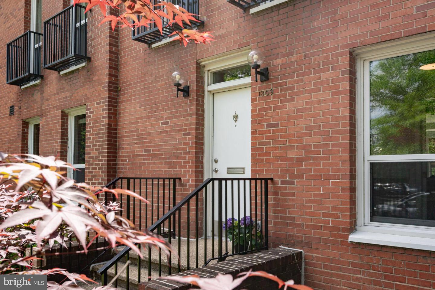 1309 4TH ST SW #TH9, WASHINGTON, District Of Columbia 20024, 4 Bedrooms Bedrooms, ,3 BathroomsBathrooms,Residential,For sale,1309 4TH ST SW #TH9,DCDC2206066 MLS # DCDC2206066