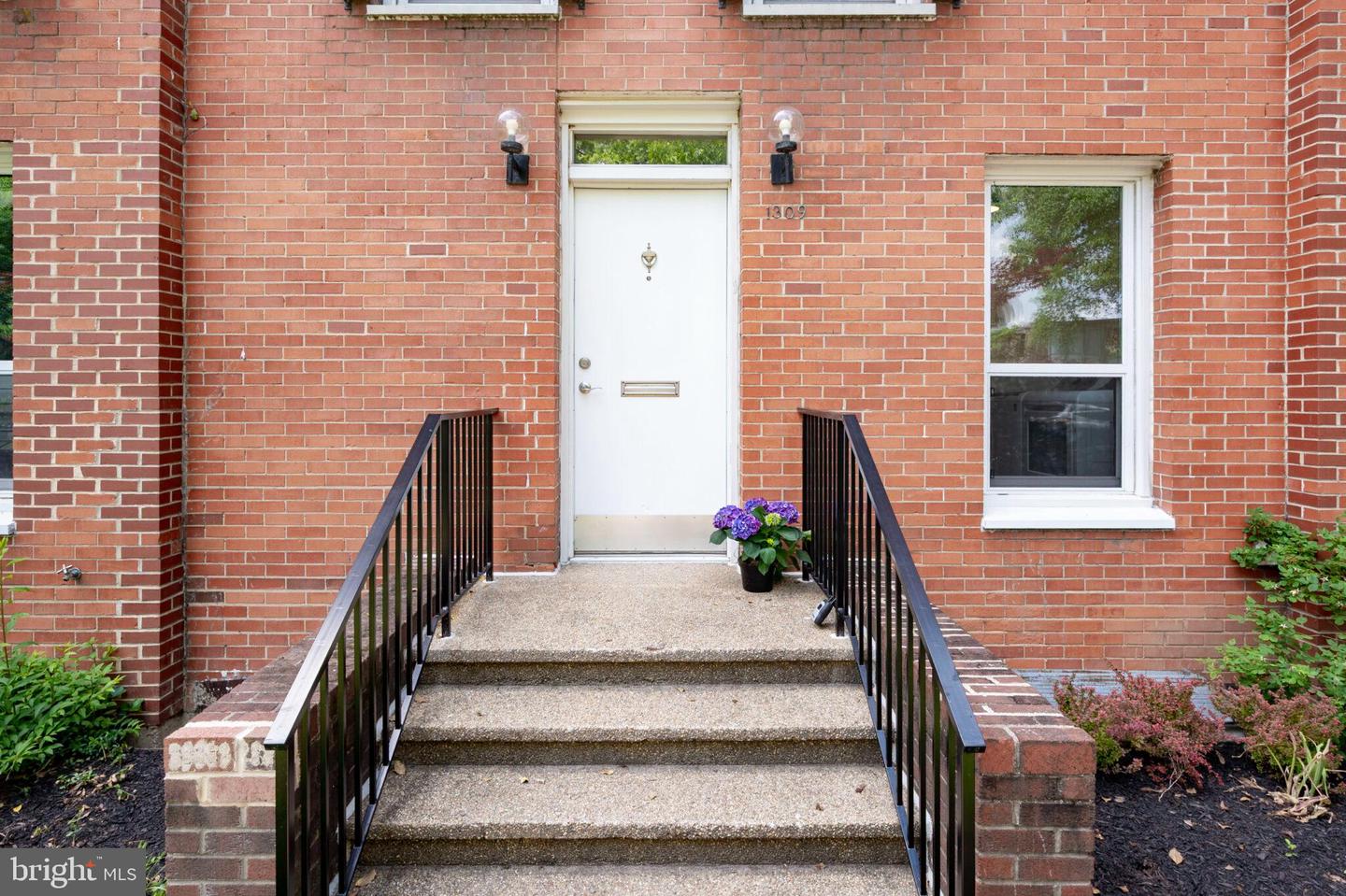 1309 4TH ST SW #TH9, WASHINGTON, District Of Columbia 20024, 4 Bedrooms Bedrooms, ,3 BathroomsBathrooms,Residential,For sale,1309 4TH ST SW #TH9,DCDC2206066 MLS # DCDC2206066