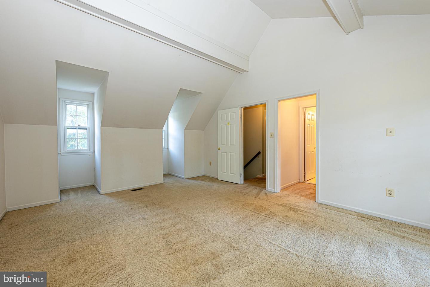 7104 PARK POINT CT, FAIRFAX STATION, Virginia 22039, 4 Bedrooms Bedrooms, ,2 BathroomsBathrooms,Residential,For sale,7104 PARK POINT CT,VAFX2269554 MLS # VAFX2269554