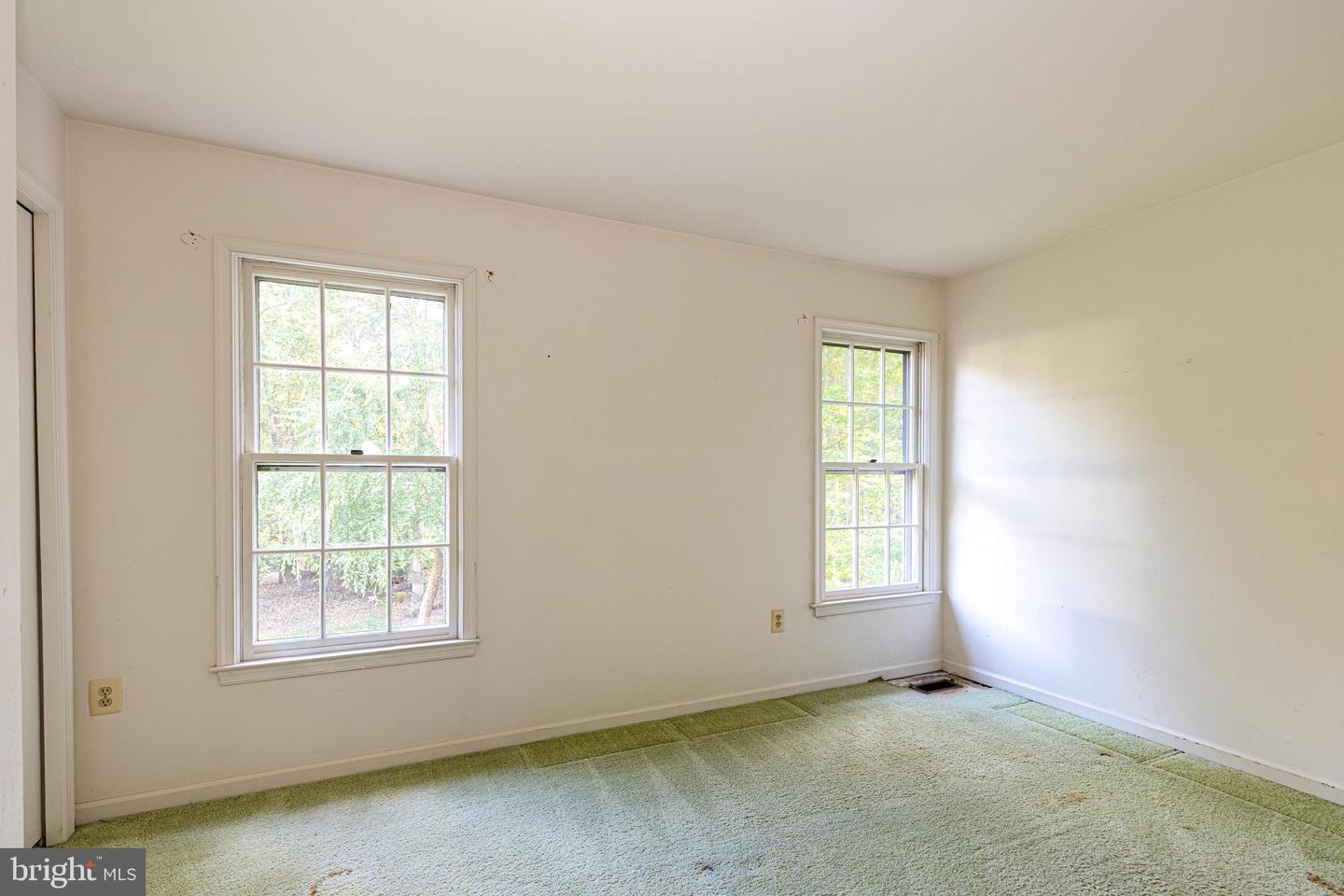 7104 PARK POINT CT, FAIRFAX STATION, Virginia 22039, 4 Bedrooms Bedrooms, ,2 BathroomsBathrooms,Residential,For sale,7104 PARK POINT CT,VAFX2269554 MLS # VAFX2269554