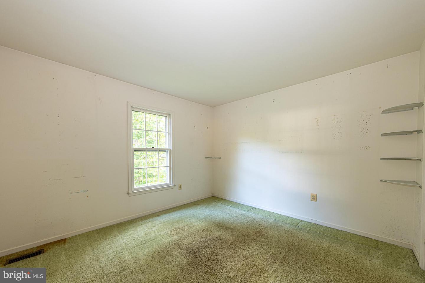 7104 PARK POINT CT, FAIRFAX STATION, Virginia 22039, 4 Bedrooms Bedrooms, ,2 BathroomsBathrooms,Residential,For sale,7104 PARK POINT CT,VAFX2269554 MLS # VAFX2269554