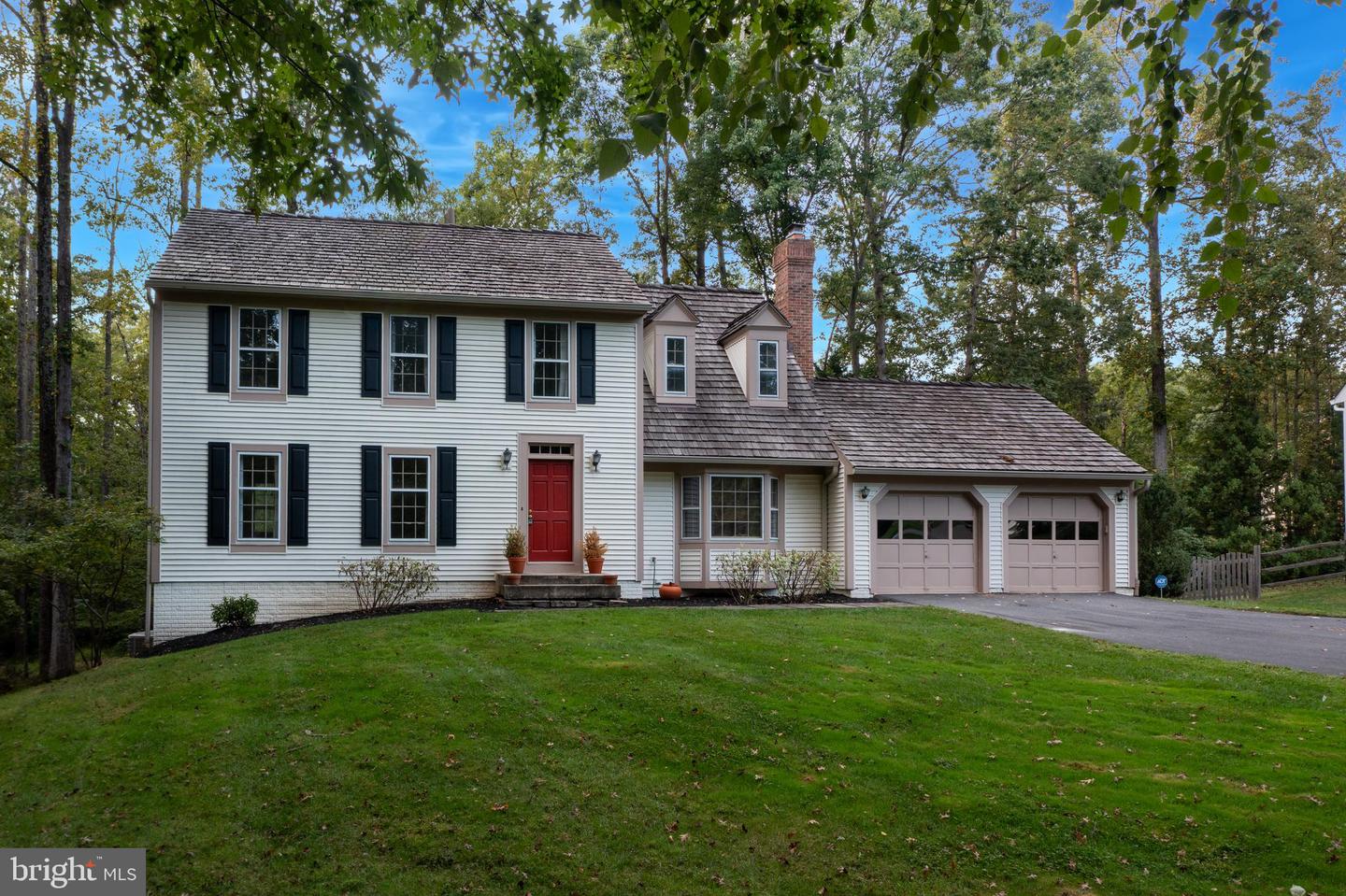 7104 PARK POINT CT, FAIRFAX STATION, Virginia 22039, 4 Bedrooms Bedrooms, ,2 BathroomsBathrooms,Residential,For sale,7104 PARK POINT CT,VAFX2269554 MLS # VAFX2269554