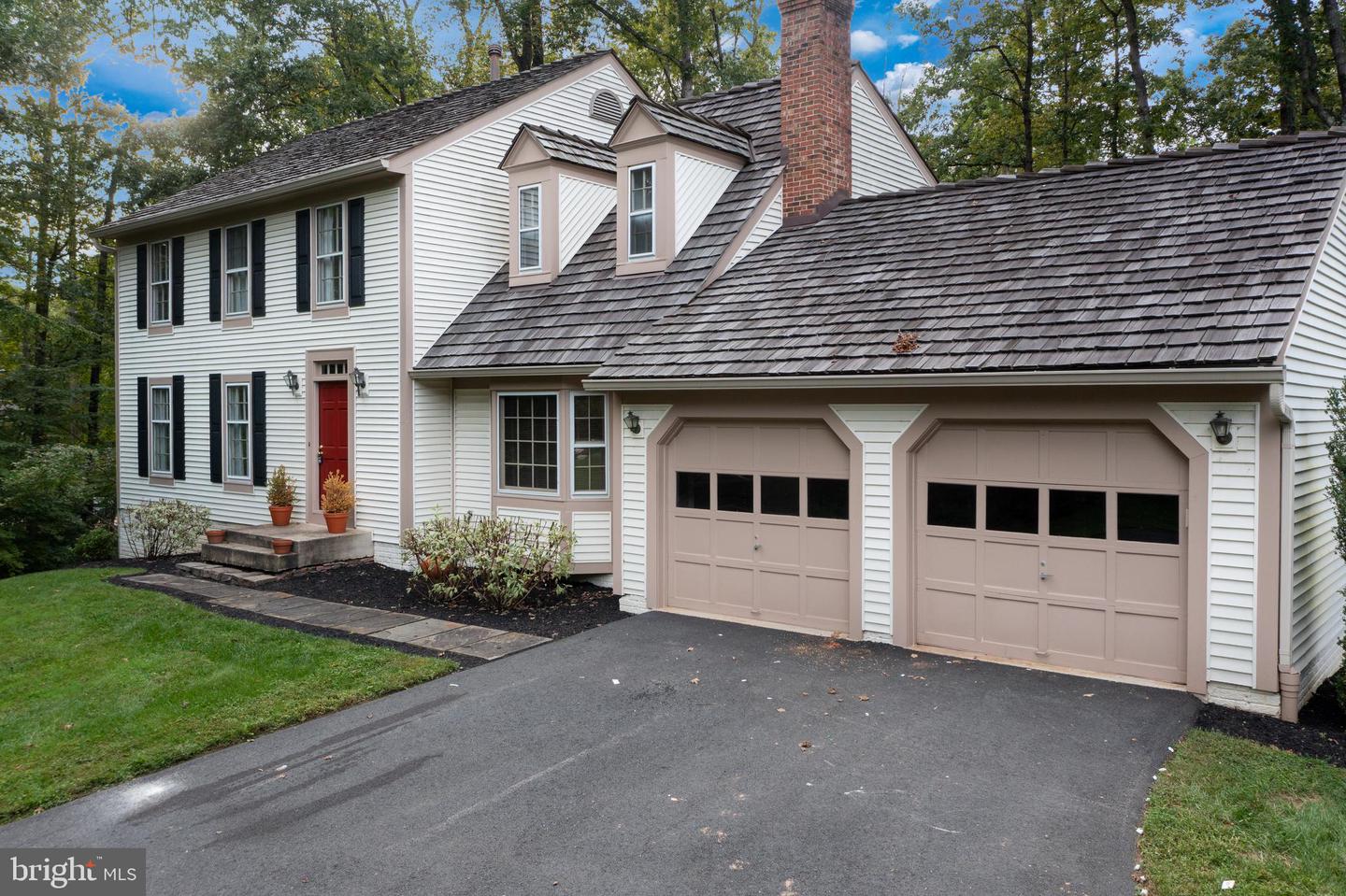 7104 PARK POINT CT, FAIRFAX STATION, Virginia 22039, 4 Bedrooms Bedrooms, ,2 BathroomsBathrooms,Residential,For sale,7104 PARK POINT CT,VAFX2269554 MLS # VAFX2269554