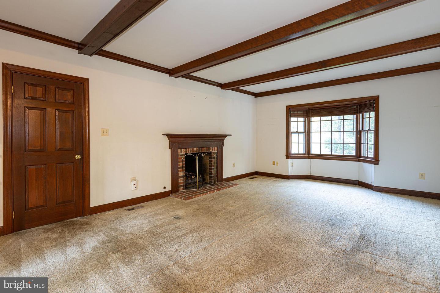 7104 PARK POINT CT, FAIRFAX STATION, Virginia 22039, 4 Bedrooms Bedrooms, ,2 BathroomsBathrooms,Residential,For sale,7104 PARK POINT CT,VAFX2269554 MLS # VAFX2269554