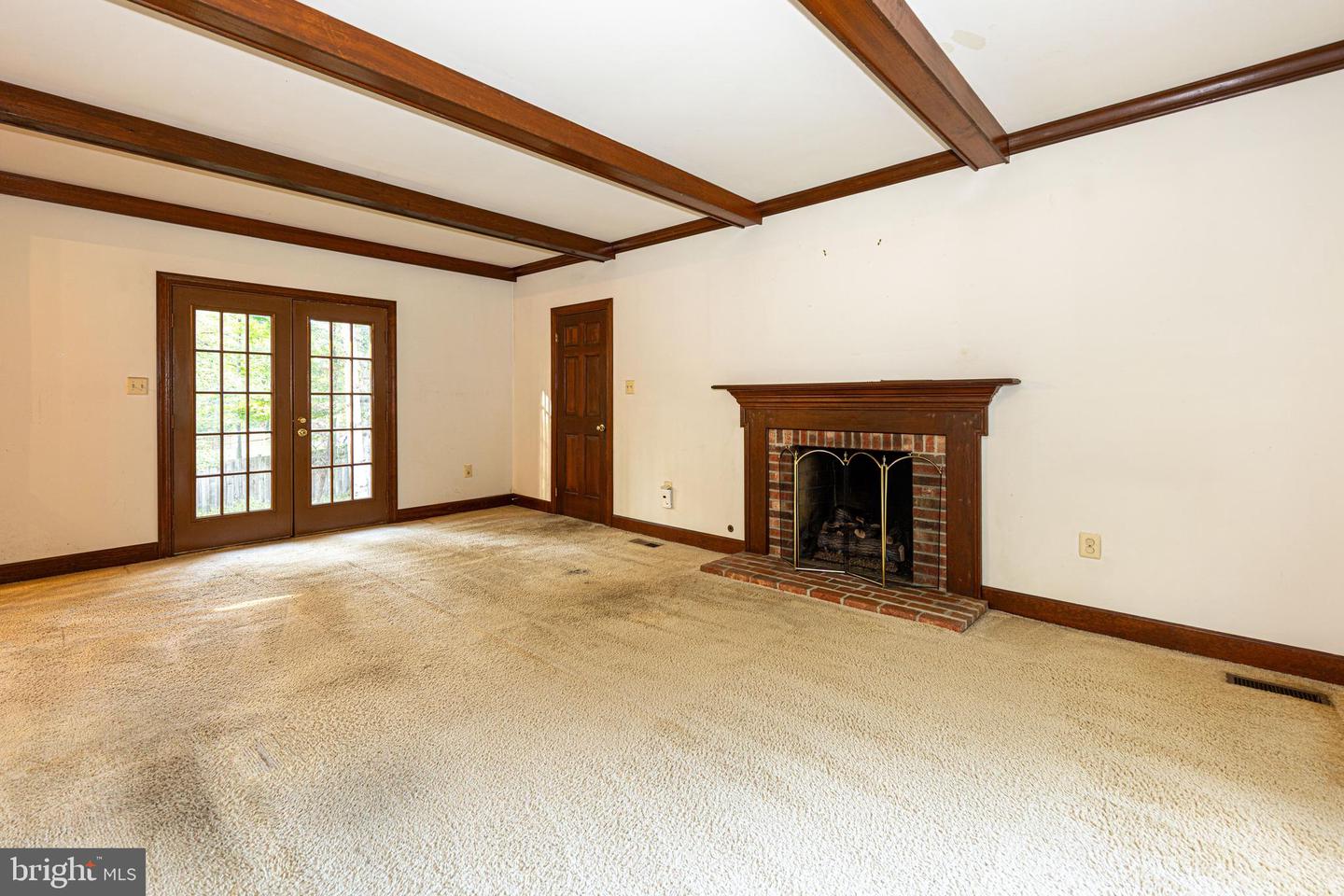 7104 PARK POINT CT, FAIRFAX STATION, Virginia 22039, 4 Bedrooms Bedrooms, ,2 BathroomsBathrooms,Residential,For sale,7104 PARK POINT CT,VAFX2269554 MLS # VAFX2269554