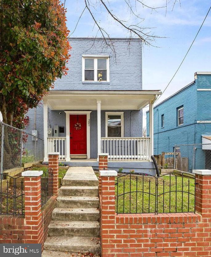 131 DARRINGTON ST SW DARRINGTON ST SW, WASHINGTON, District Of Columbia 20032, 3 Bedrooms Bedrooms, ,2 BathroomsBathrooms,Residential,For sale,131 DARRINGTON ST SW DARRINGTON ST SW,DCDC2225182 MLS # DCDC2225182