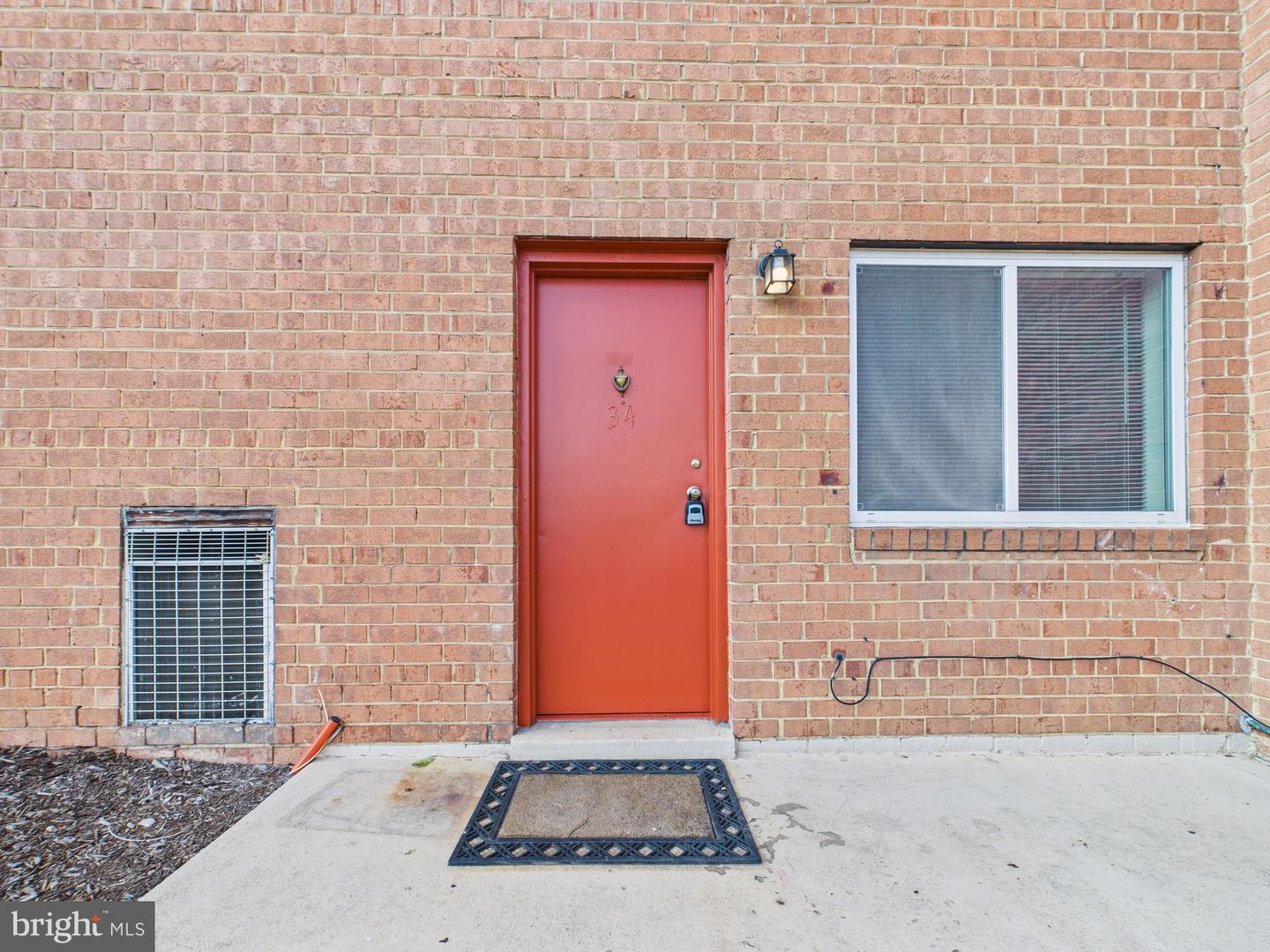3404 25TH ST S #34, ARLINGTON, Virginia 22206, 1 Bedroom Bedrooms, 2 Rooms Rooms,1 BathroomBathrooms,Residential,For sale,3404 25TH ST S #34,VAAR2064482 MLS # VAAR2064482