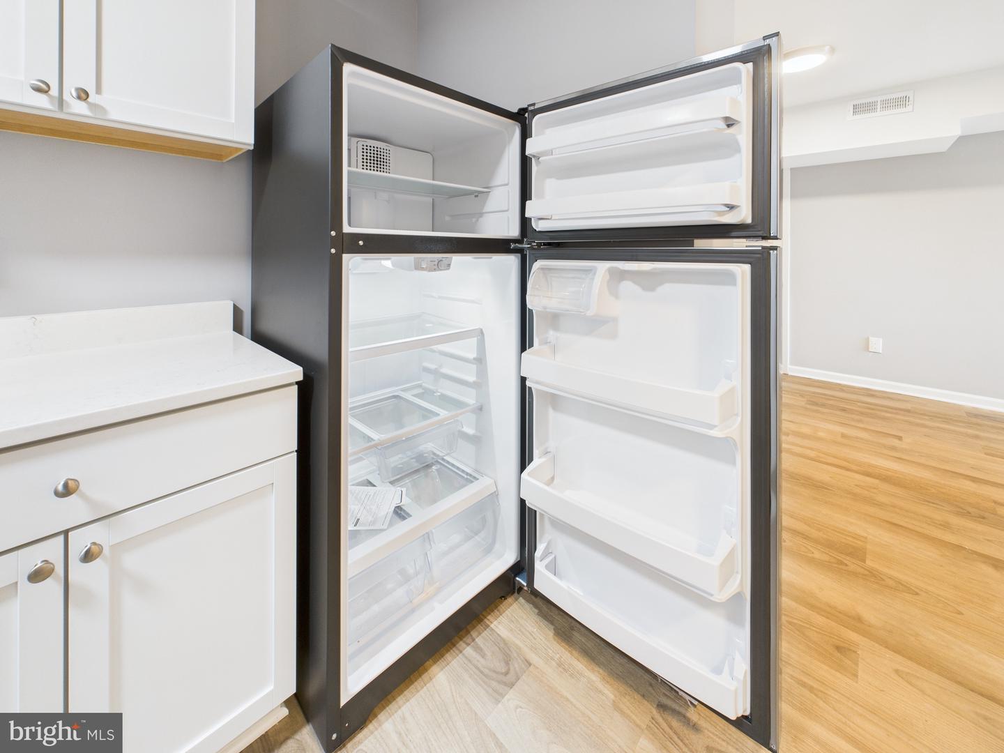 3404 25TH ST S #34, ARLINGTON, Virginia 22206, 1 Bedroom Bedrooms, 2 Rooms Rooms,1 BathroomBathrooms,Residential,For sale,3404 25TH ST S #34,VAAR2064482 MLS # VAAR2064482