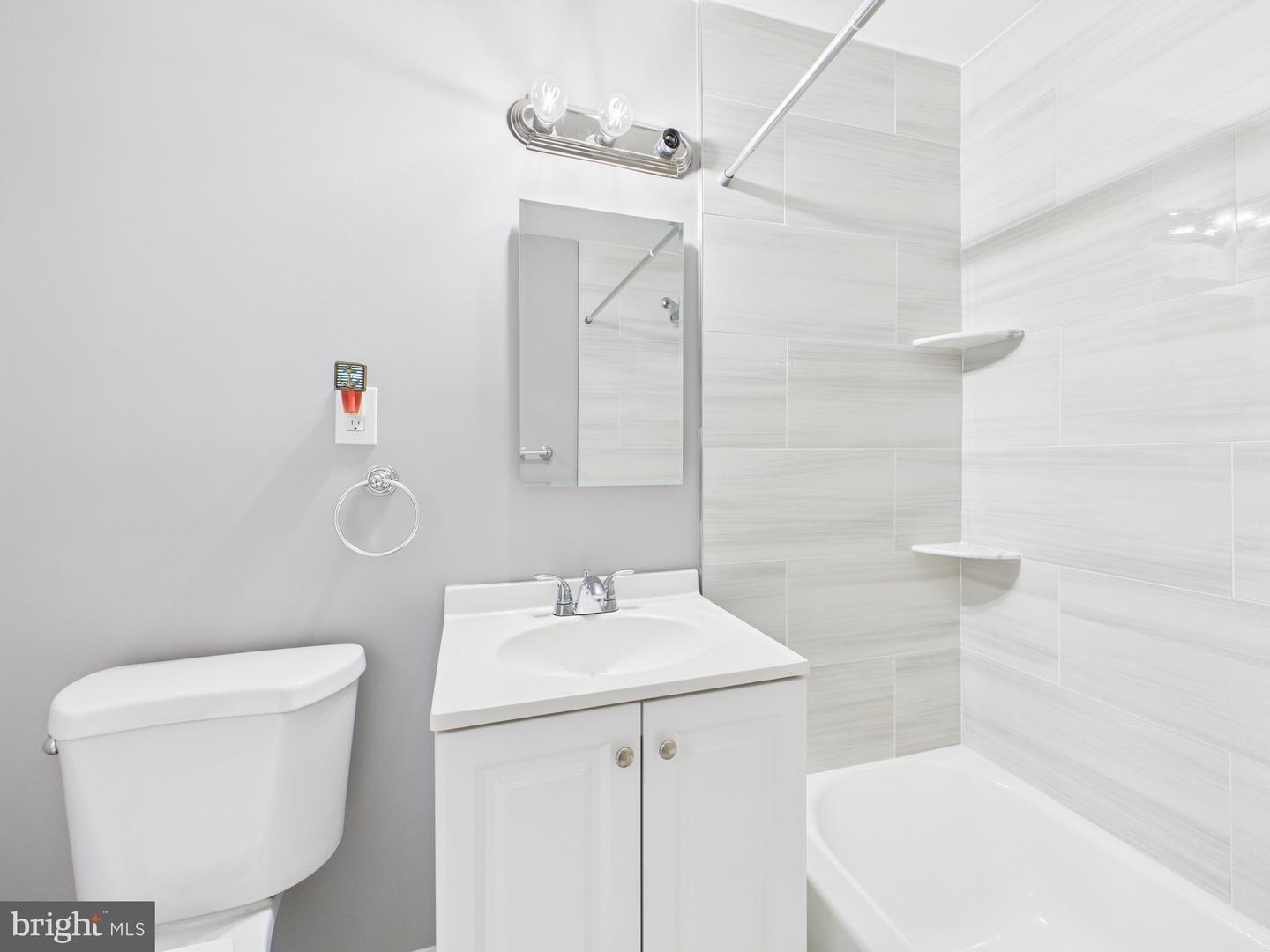 3404 25TH ST S #34, ARLINGTON, Virginia 22206, 1 Bedroom Bedrooms, 2 Rooms Rooms,1 BathroomBathrooms,Residential,For sale,3404 25TH ST S #34,VAAR2064482 MLS # VAAR2064482
